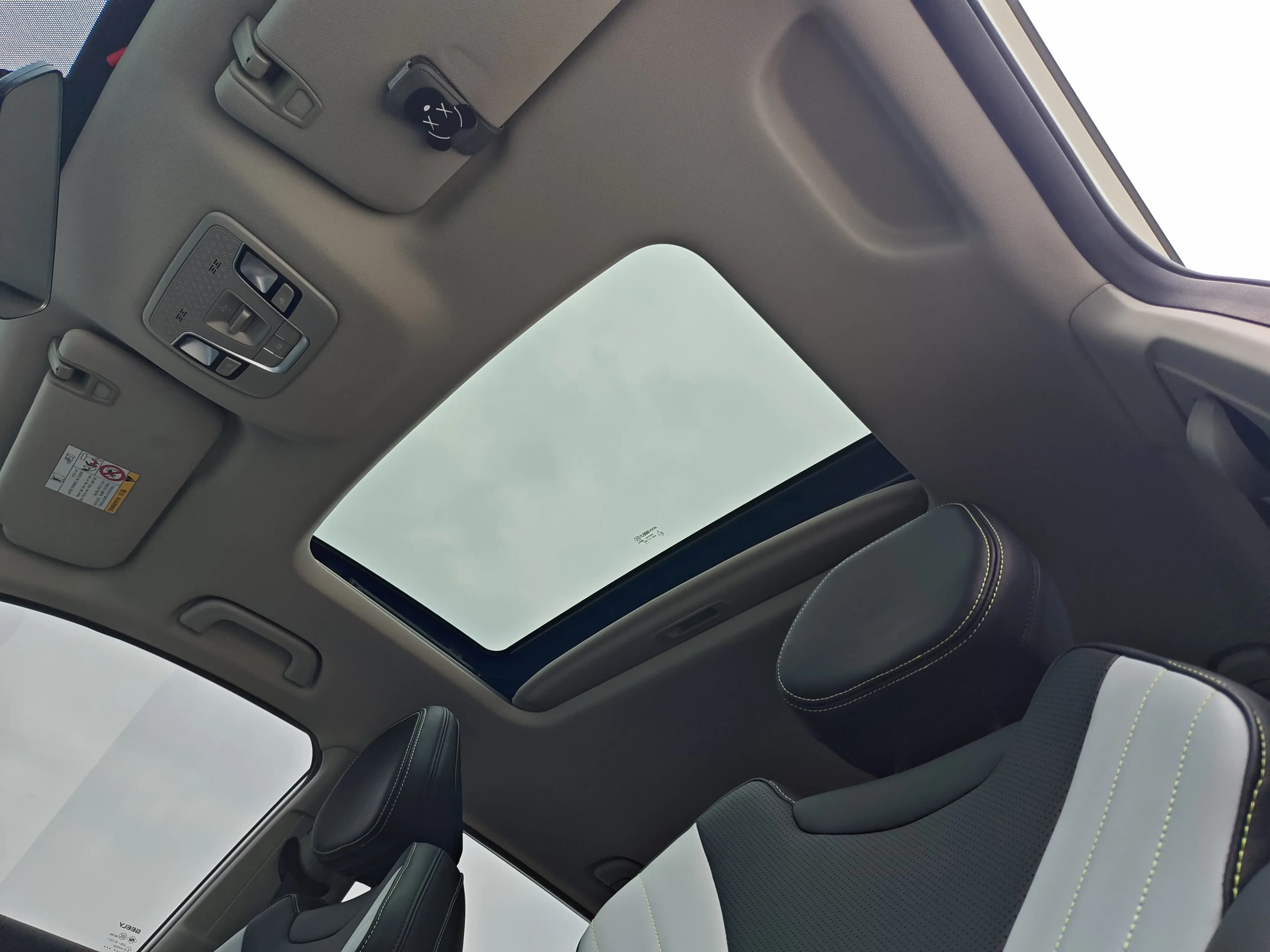 Geely Coolray SX11 2024 г. 20425 км. — фото 22
