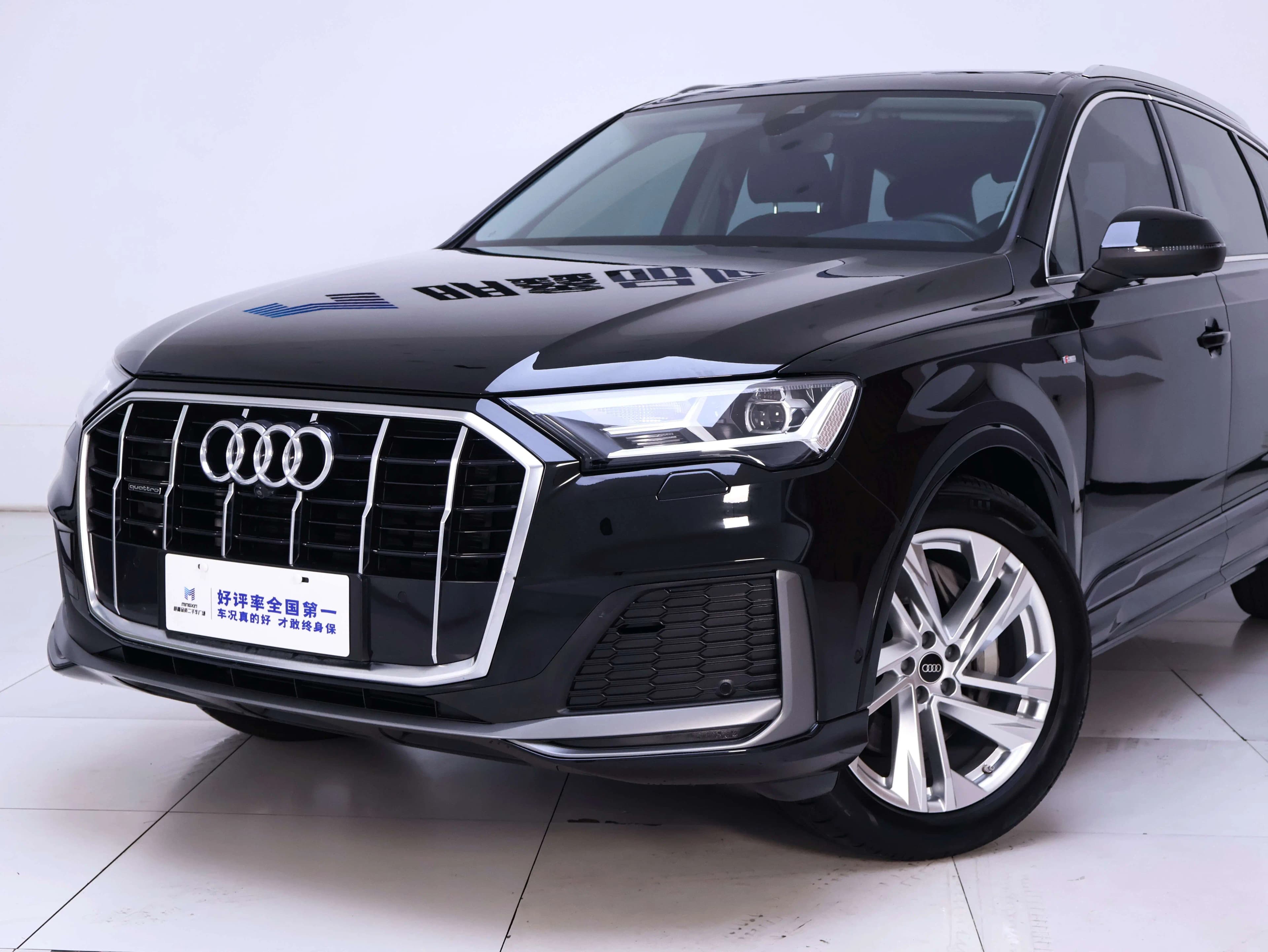 Audi Q7 2023 г. 12637 км. — фото 9