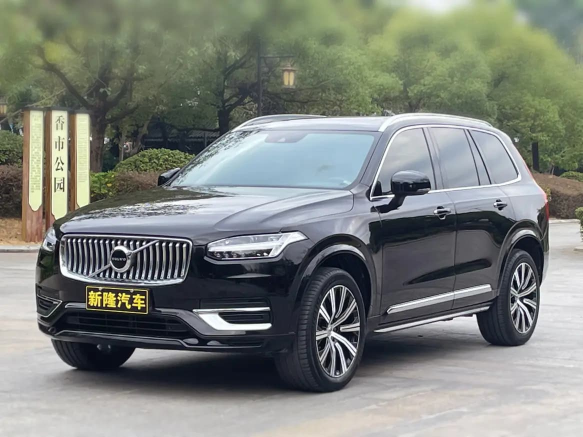 Volvo XC90 2022 г. 79065 км.
