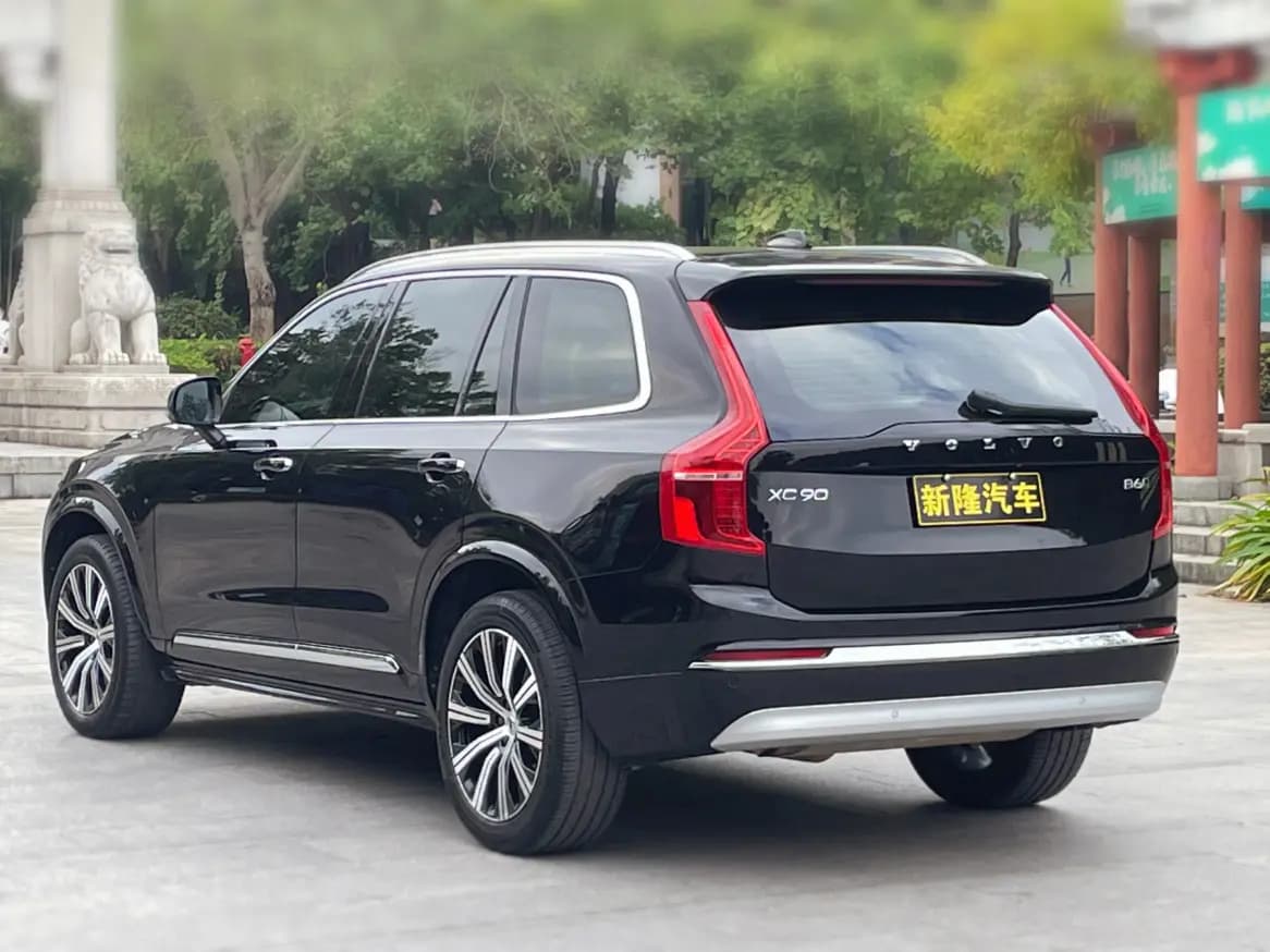 Volvo XC90 2022 г. 79065 км. — фото 11
