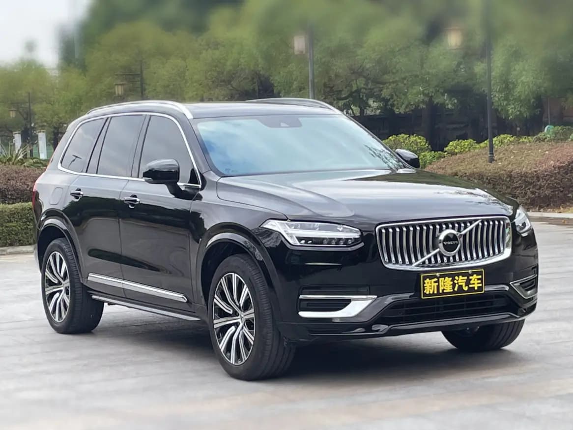 Volvo XC90 2022 г. 79065 км. — фото 14