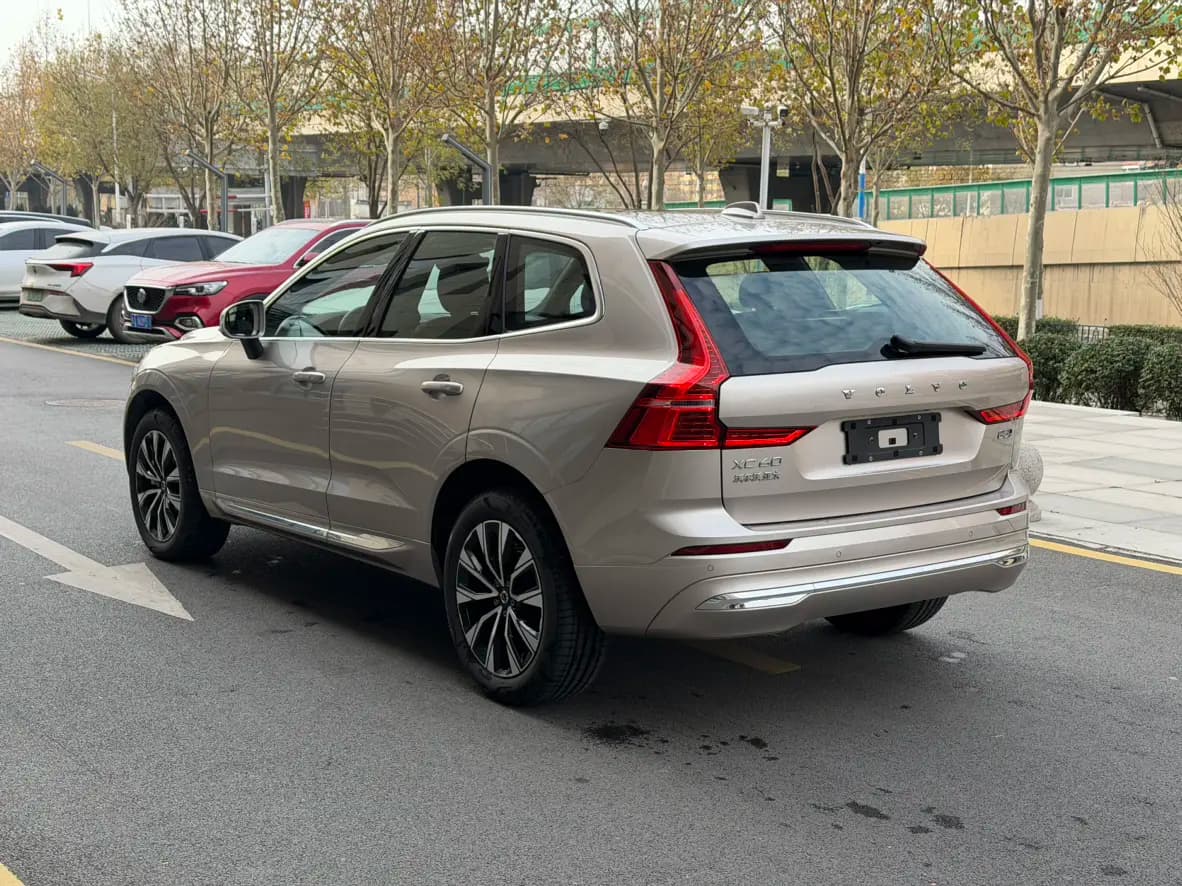 Volvo XC60 2025 г. 7119 км. — фото 4