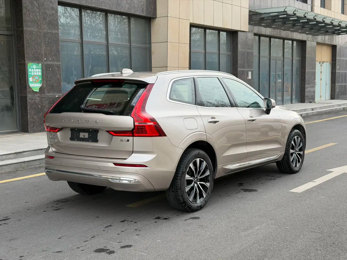 Volvo XC60 2025 г. 7119 км. — фото 6