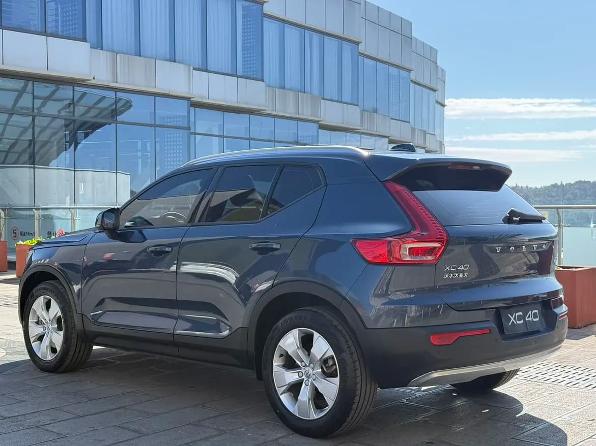 Volvo XC40 2022 г. 66076 км. — фото 5