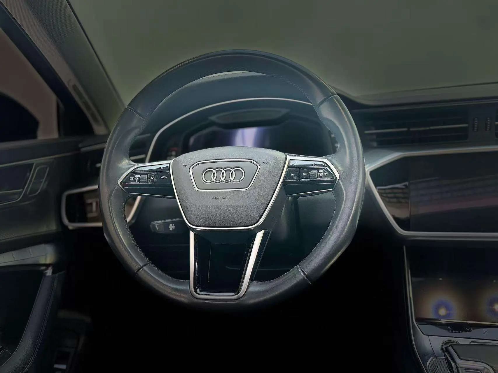Audi A6 2021 г. 40888 км. — фото 14