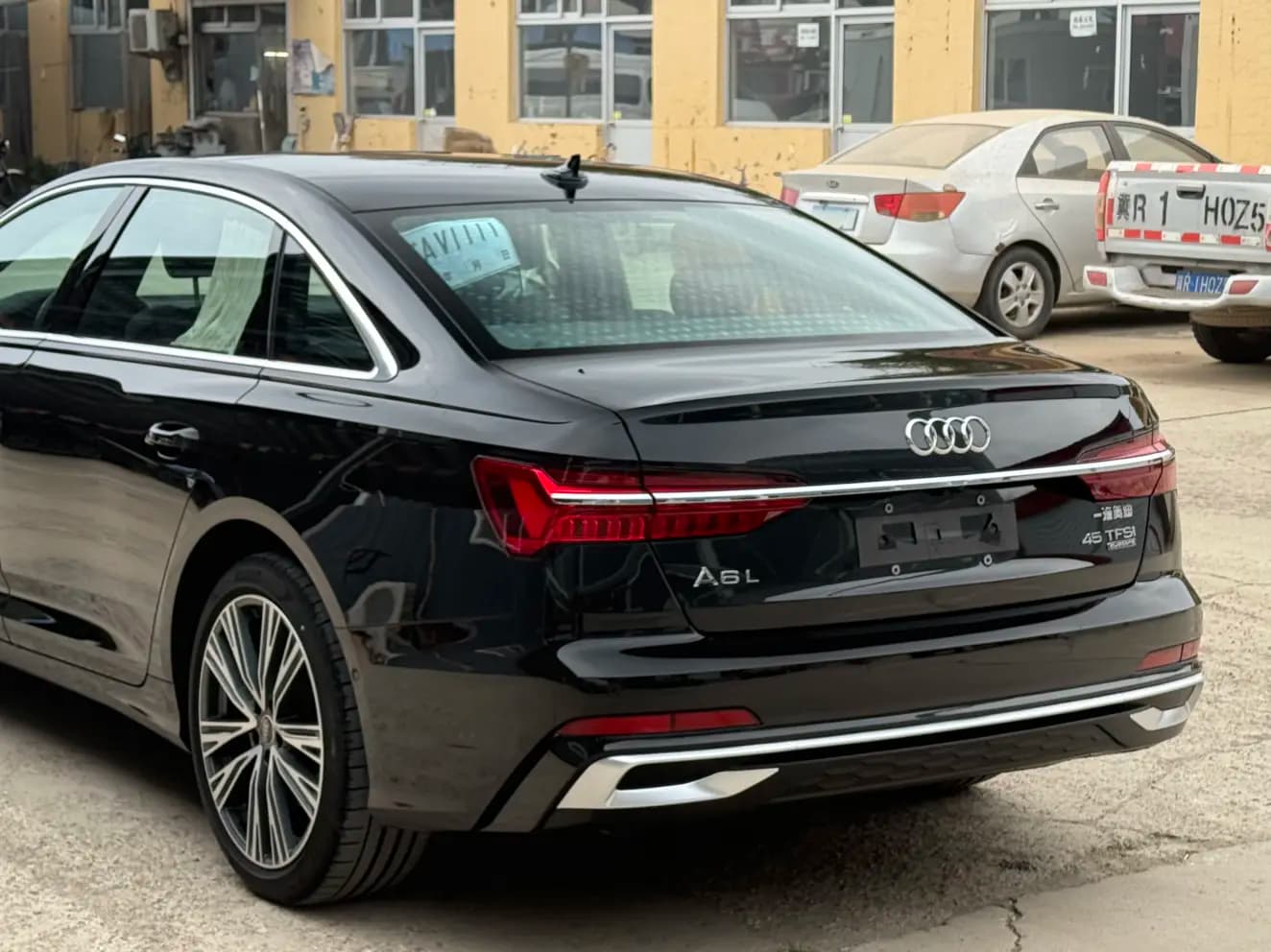 Audi A6L 2023 г. 58147 км. — фото 12
