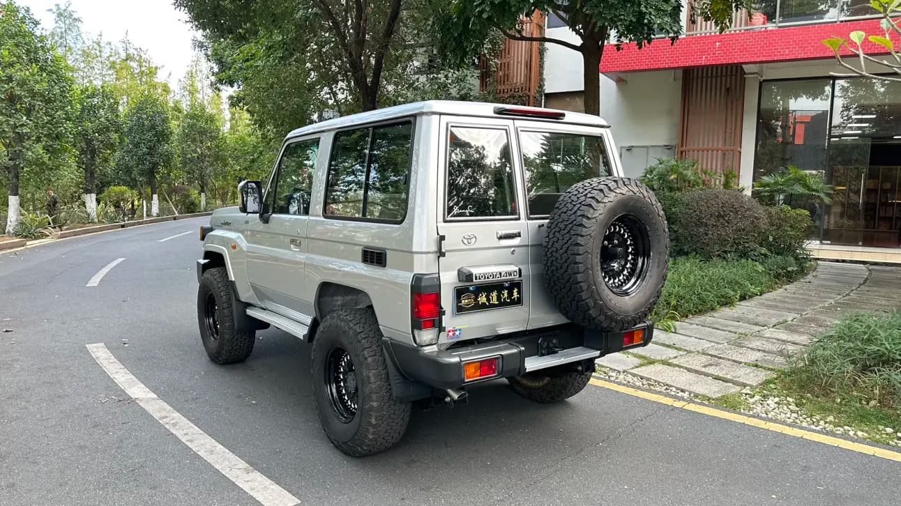 Toyota Land Cruiser 70 Series 2024 г. 17092 км. — фото 4