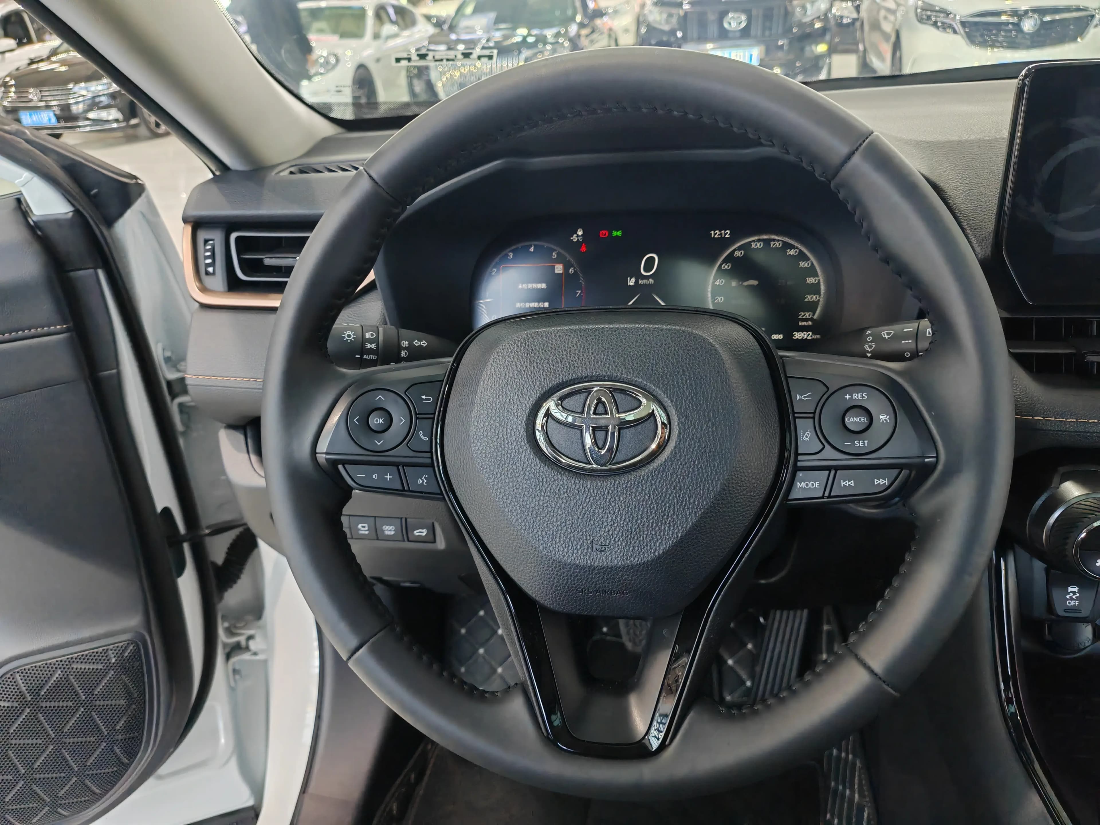Toyota Willanda 2025 г. 3885 км. — фото 19