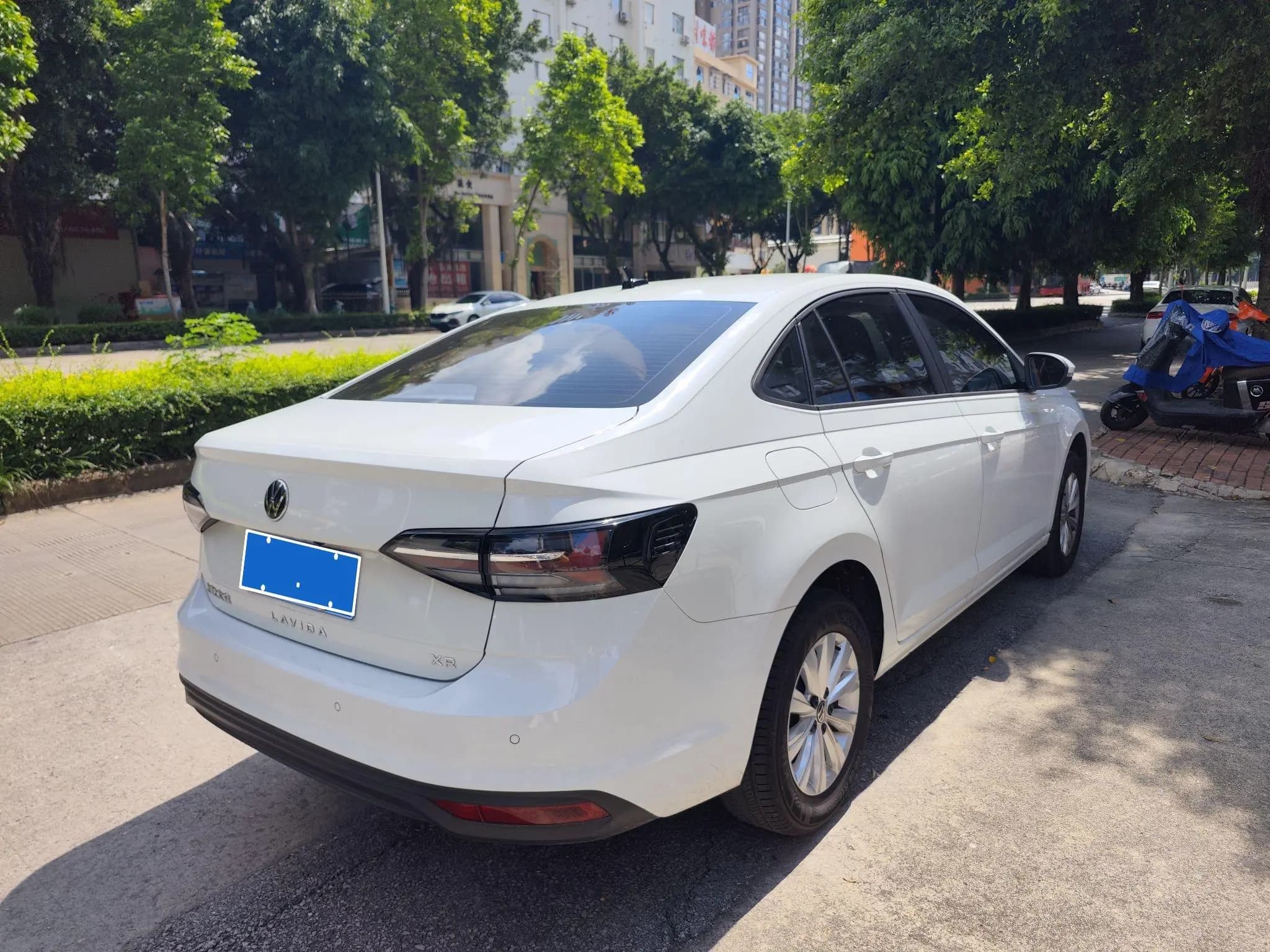 Volkswagen Lavida 2024 г. 10835 км. — фото 6