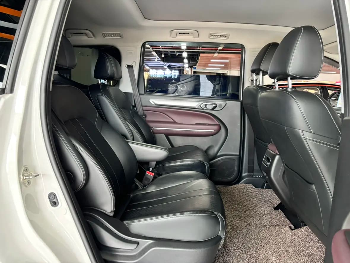 GAC Trumpchi M6 2021 г. 74083 км. — фото 24