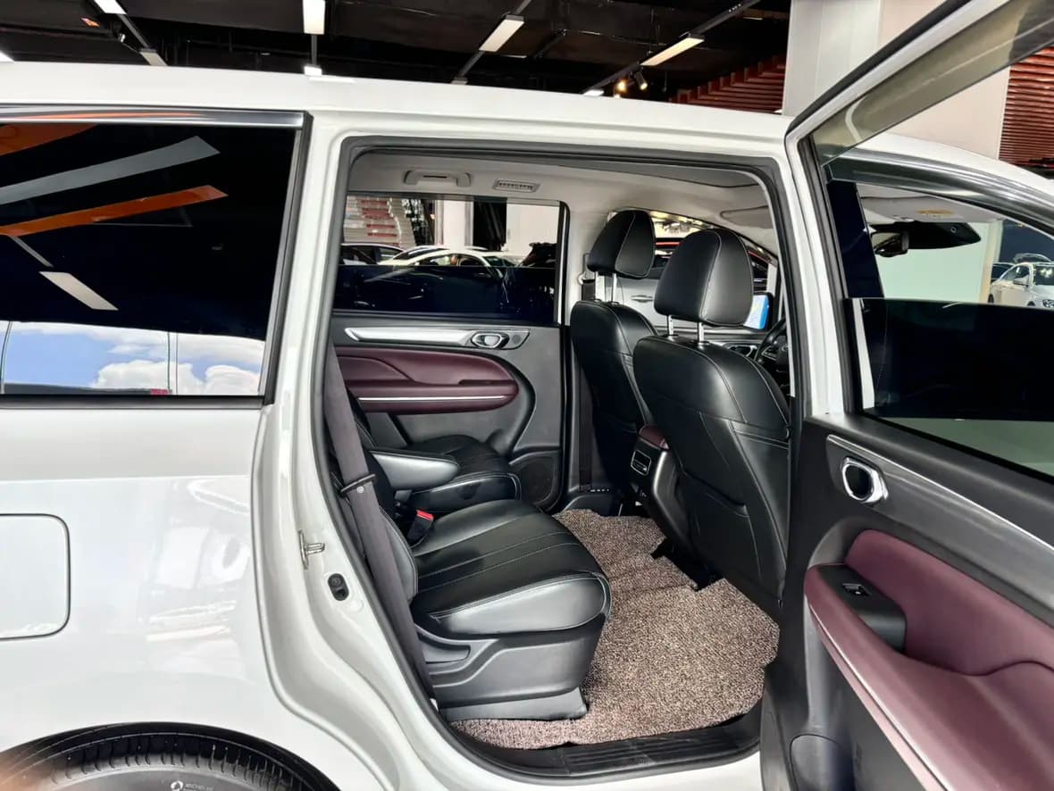 GAC Trumpchi M6 2021 г. 74083 км. — фото 25