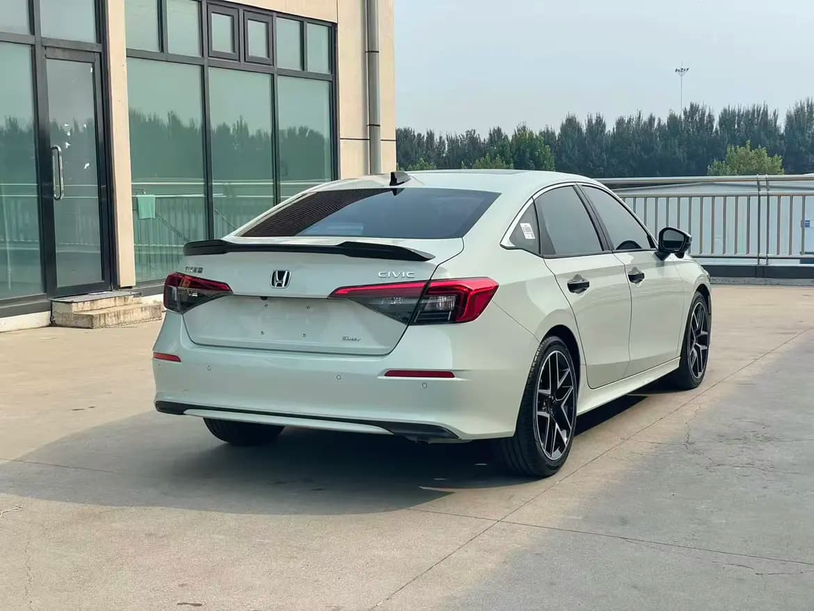 Honda Civic 2022 г. 11139 км. — фото 7