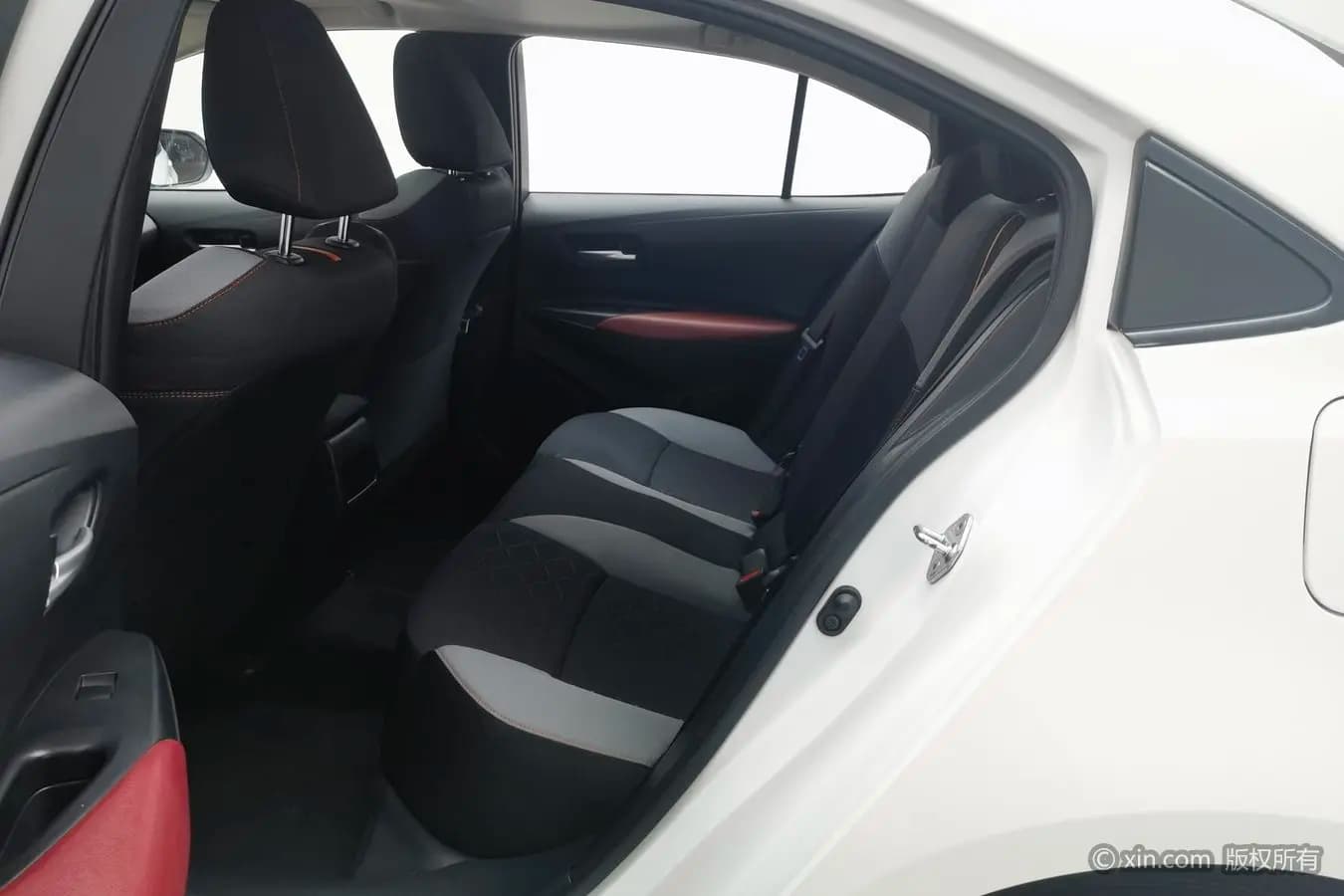 Toyota Corolla 2021 г. 23924 км. — фото 15