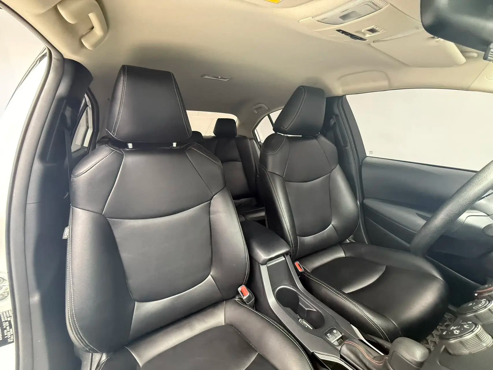 Toyota Corolla 2022 г. 15125 км. — фото 19