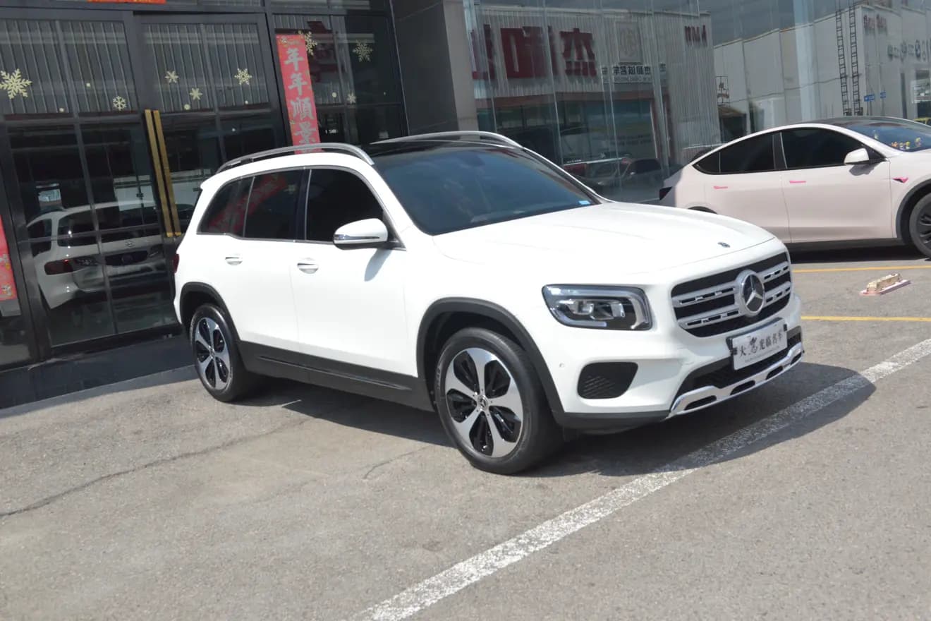 Mercedes-Benz GLB 2022 г. 29088 км. — фото 3