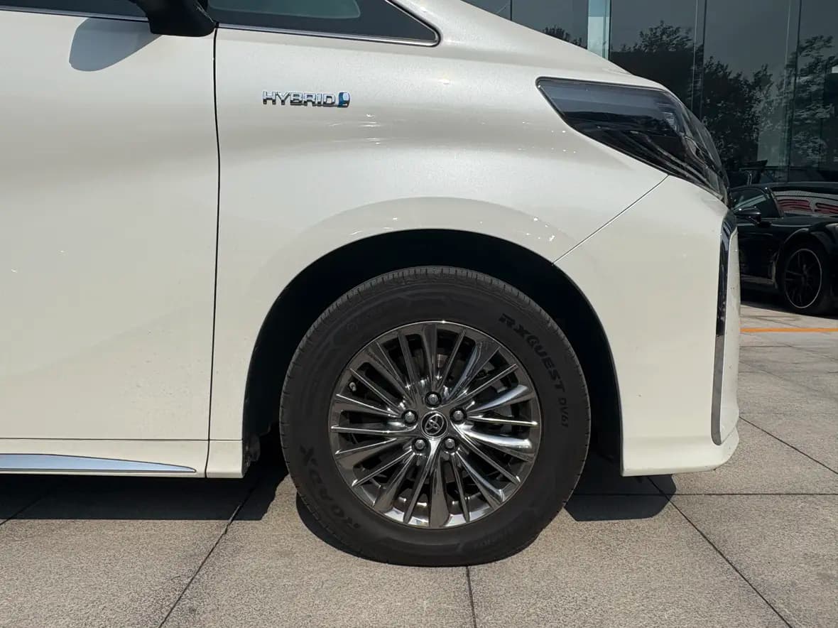 Toyota Alphard 2022 г. 57449 км. — фото 5