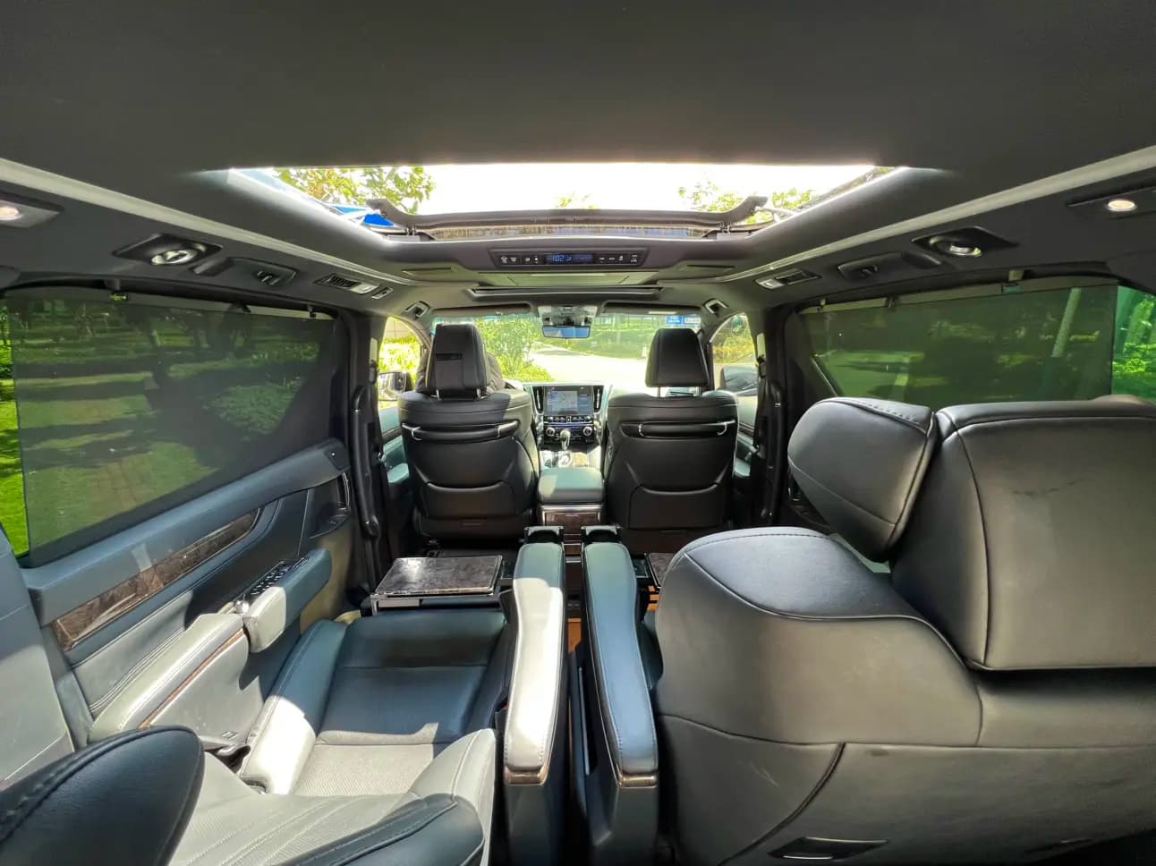 Toyota Alphard 2022 г. 70000 км. — фото 26