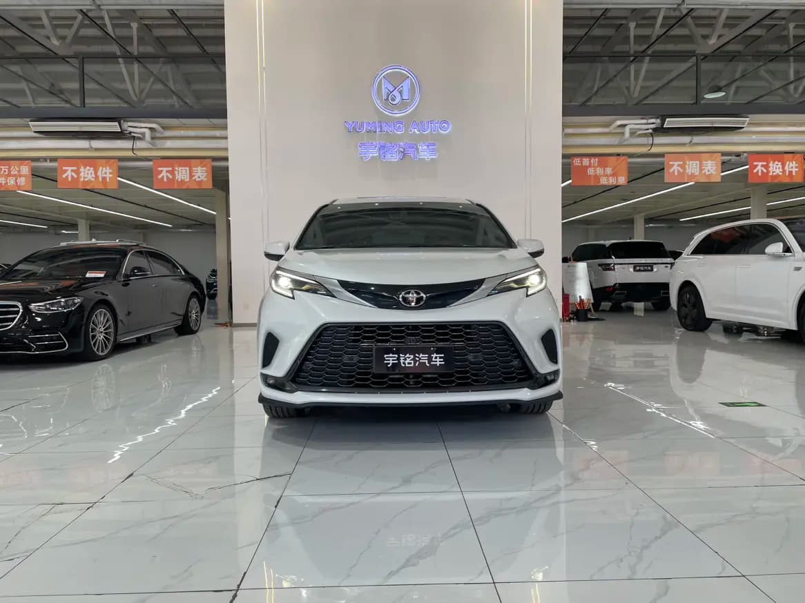 Toyota Granvia 2024 г. 20171 км. — фото 2