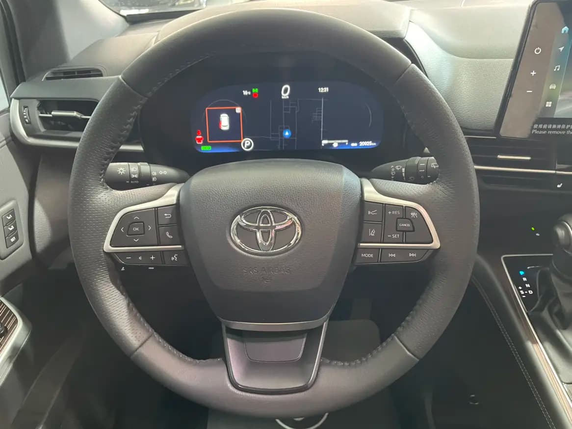 Toyota Granvia 2024 г. 20171 км. — фото 20