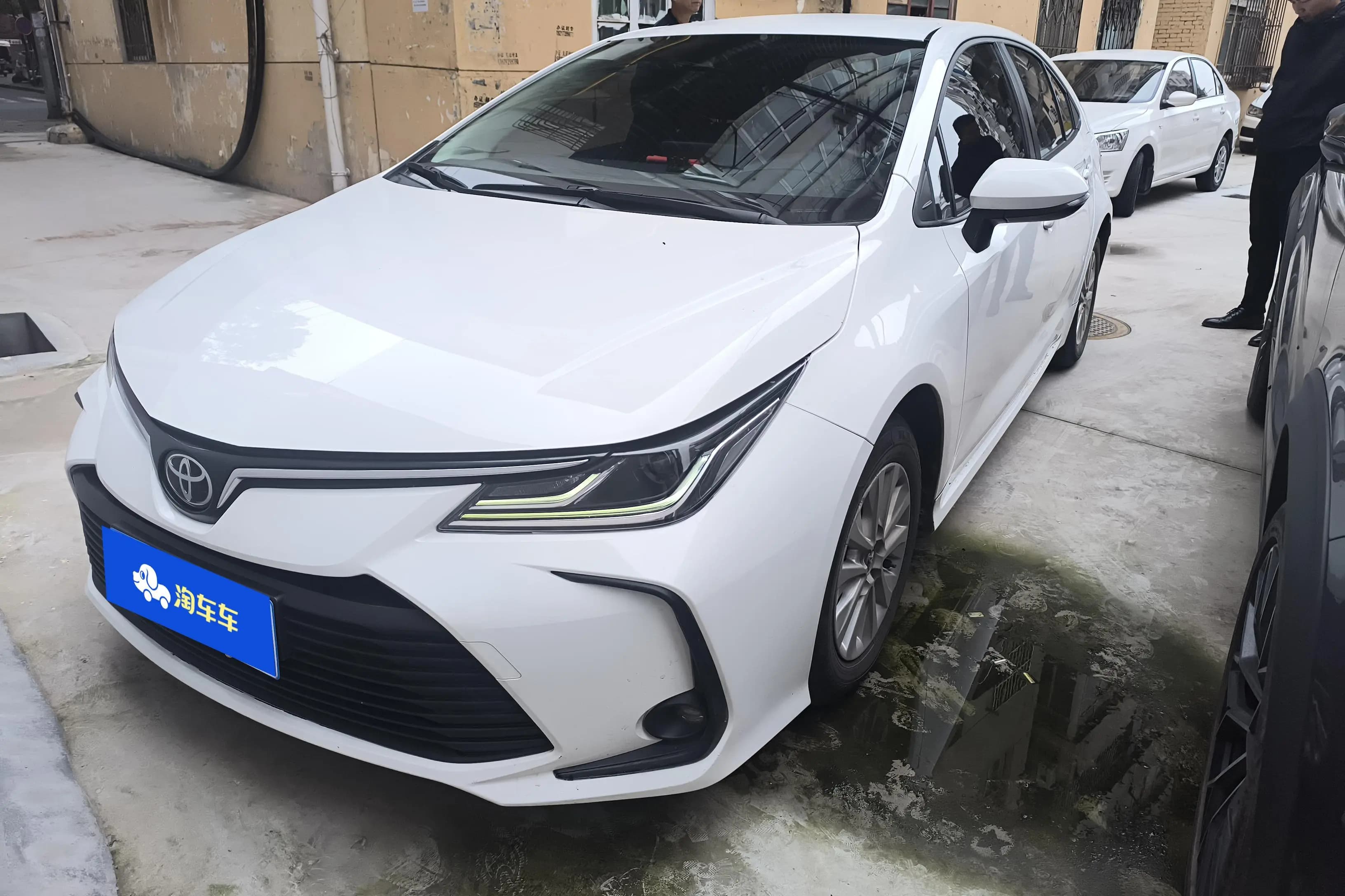 Toyota Corolla 2023 г. 39427 км. — фото 8