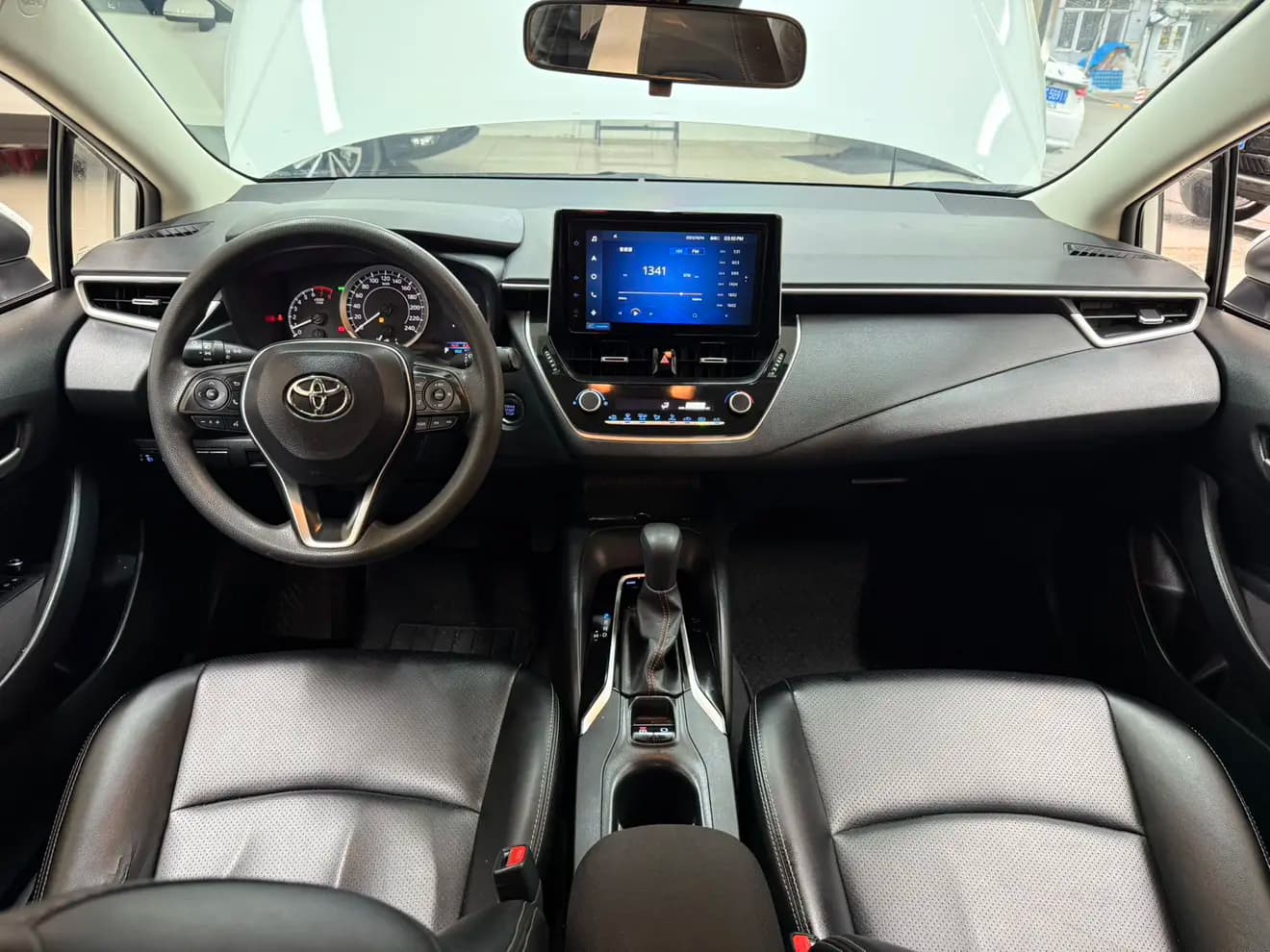 Toyota Corolla 2022 г. 24128 км. — фото 10