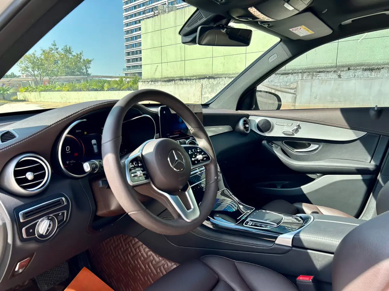 Mercedes-Benz GLC 2022 г. 50055 км. — фото 12