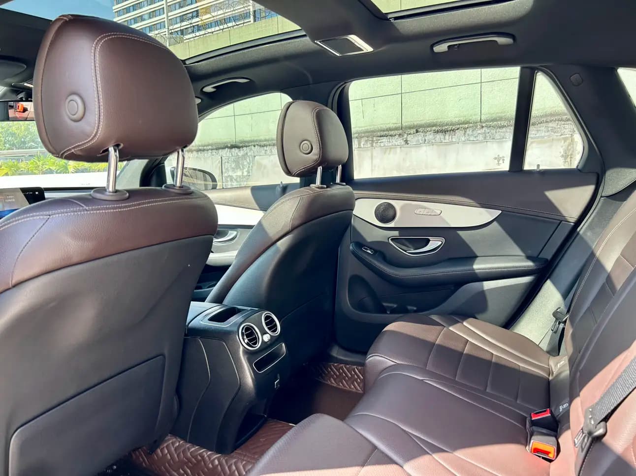 Mercedes-Benz GLC 2022 г. 50055 км. — фото 14