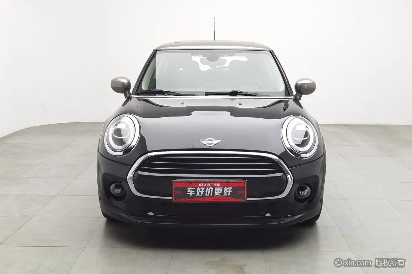 MINI  2021 г. 41300 км. — фото 2