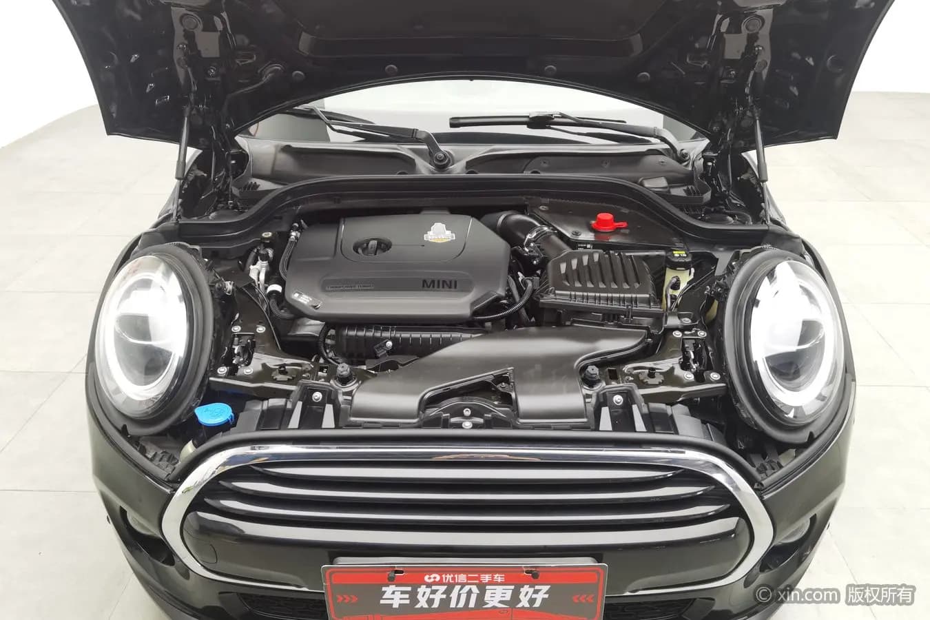 MINI  2021 г. 41300 км. — фото 5