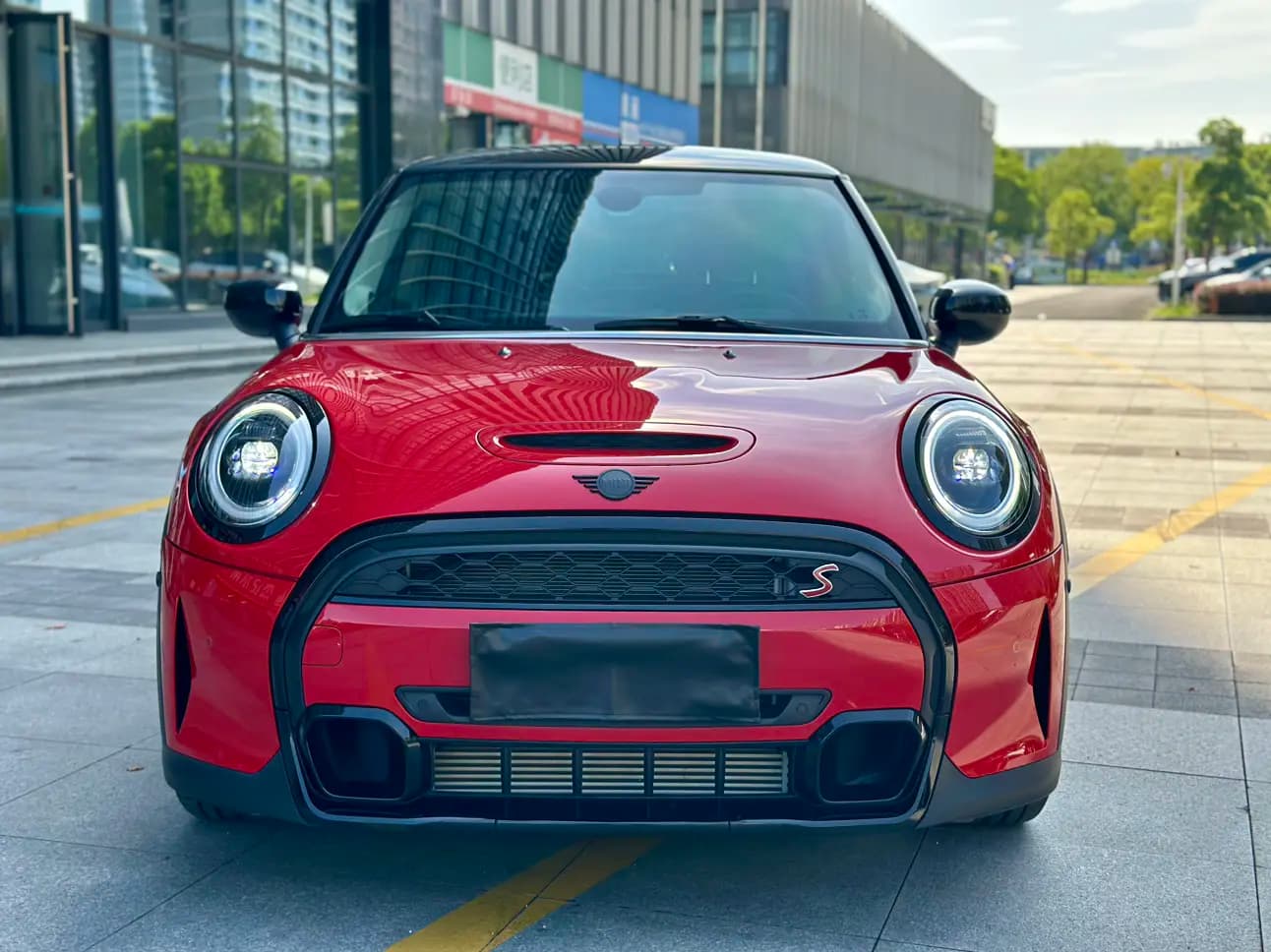 MINI  2022 г. 15000 км. — фото 2