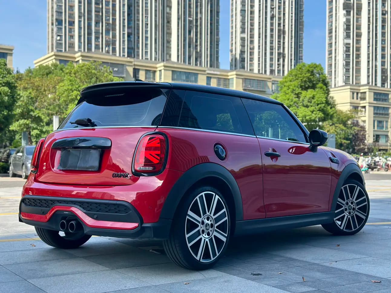MINI  2022 г. 15000 км. — фото 5