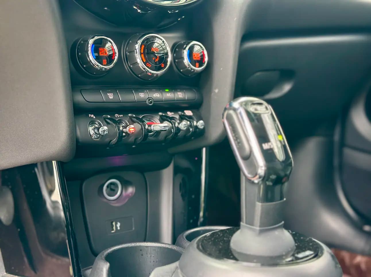 MINI  2023 г. 20000 км. — фото 13