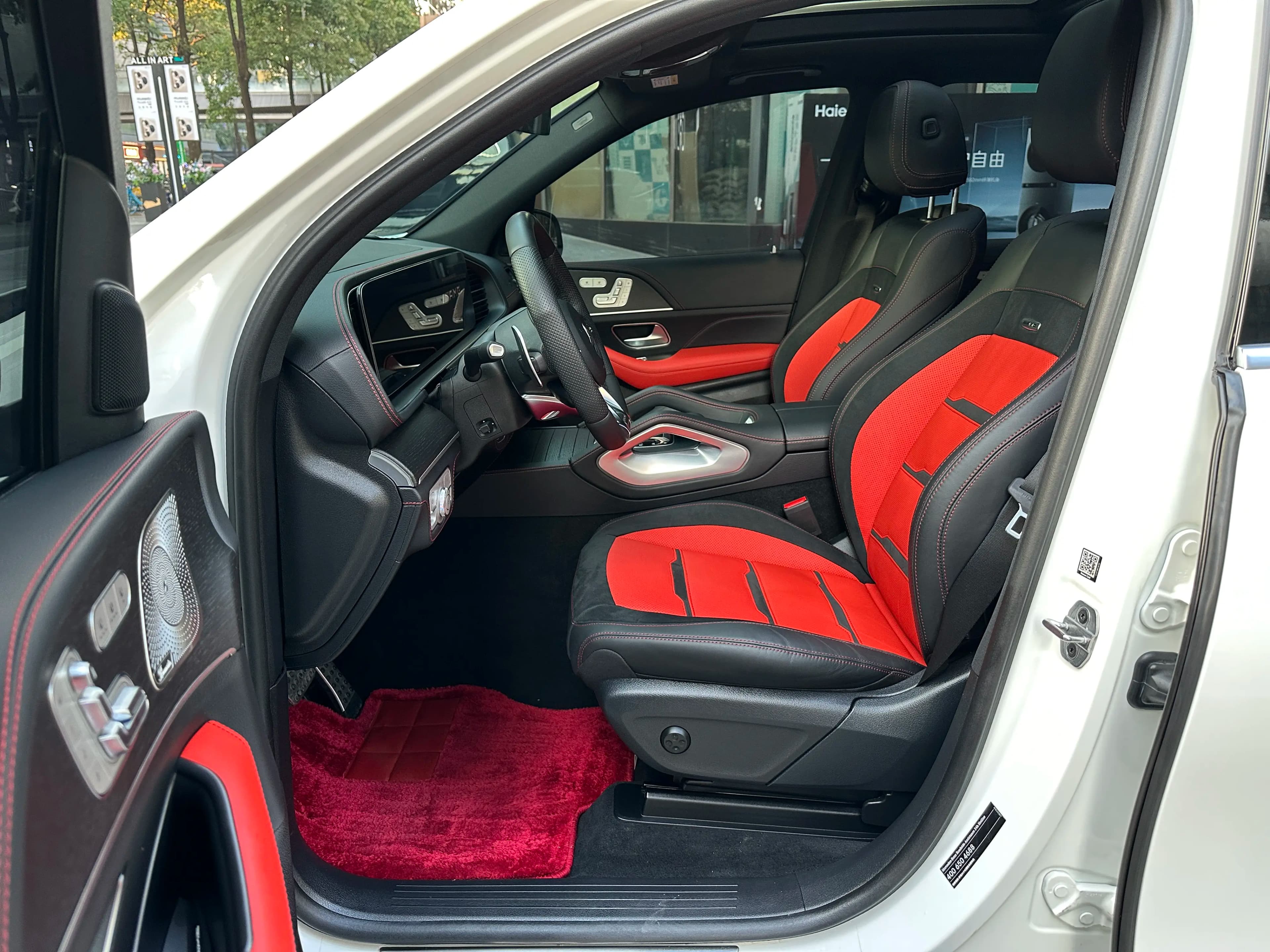 Mercedes-Benz GLE AMG 2023 г. 40033 км. — фото 12