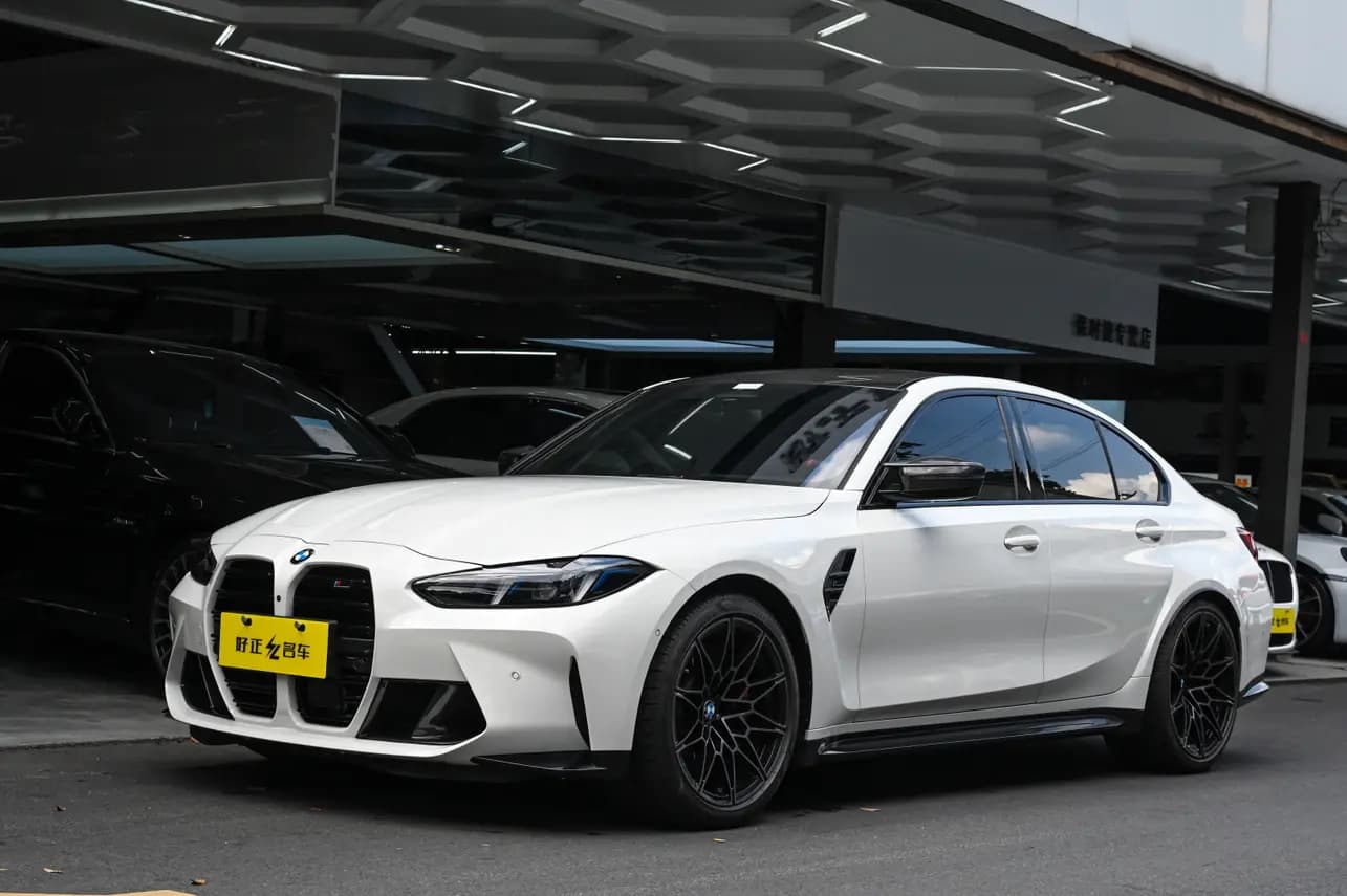 BMW M3 2025 г. 5772 км.