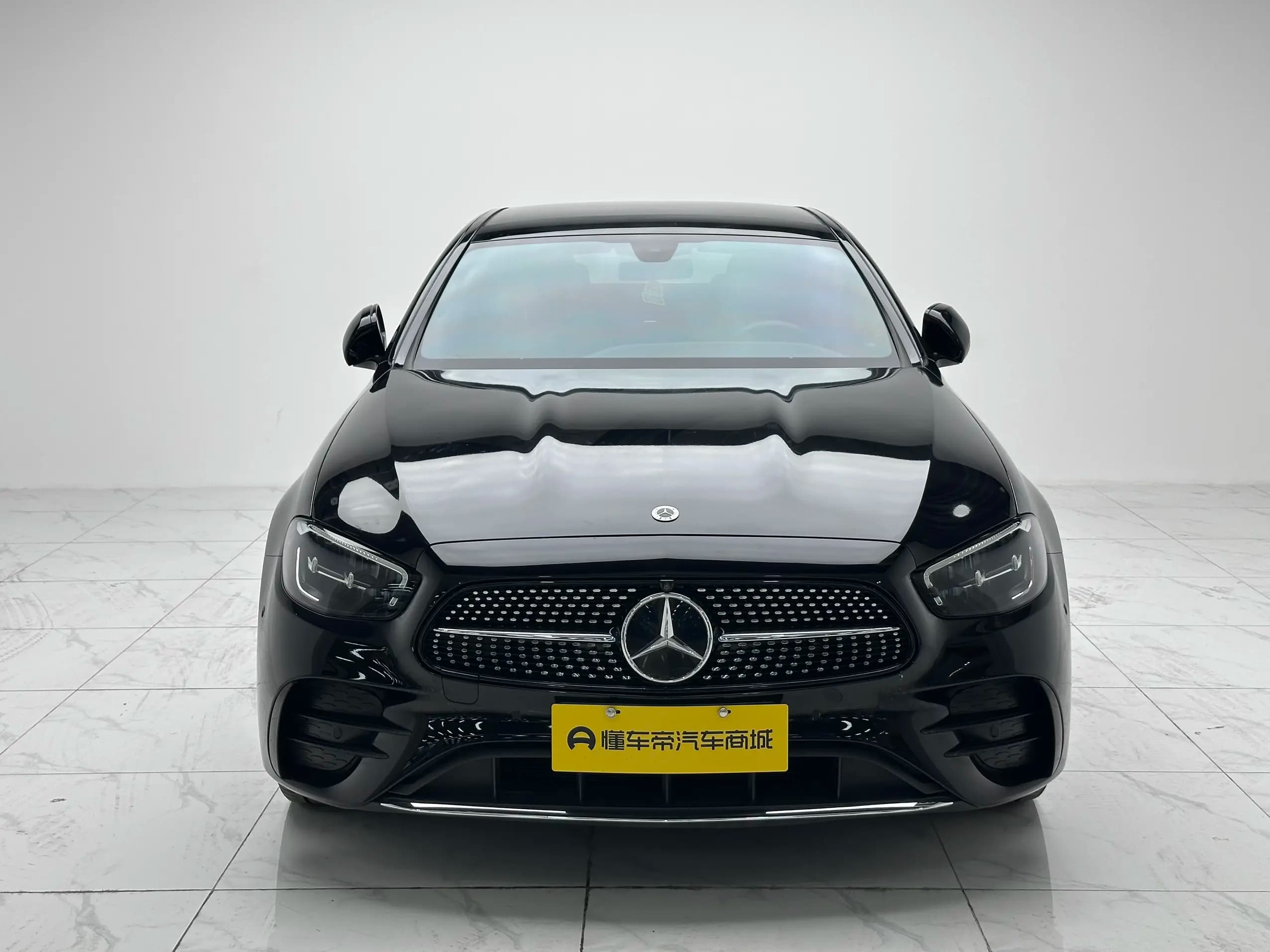 Mercedes-Benz E-Class 2022 г. 62240 км. — фото 2