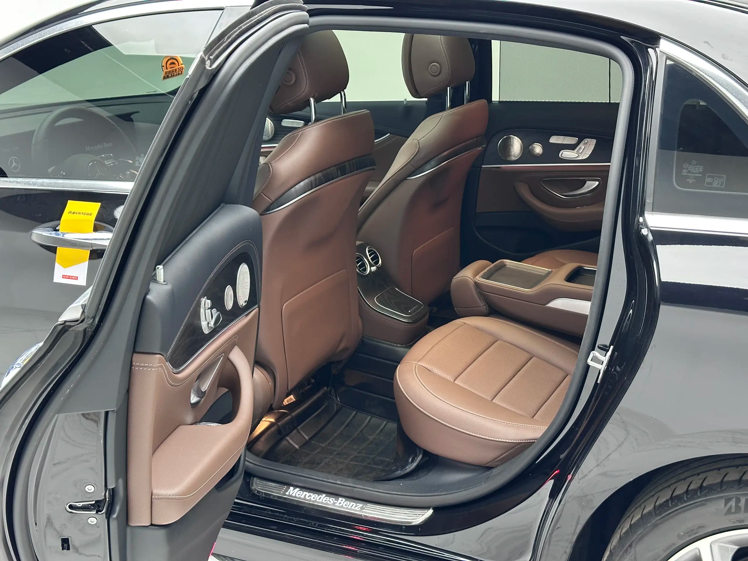 Mercedes-Benz E-Class 2022 г. 62240 км. — фото 15