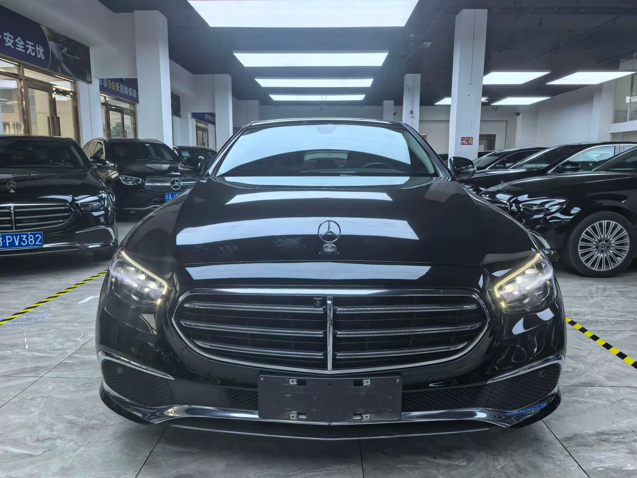 Mercedes-Benz E-Class 2021 г. 84022 км. — фото 2