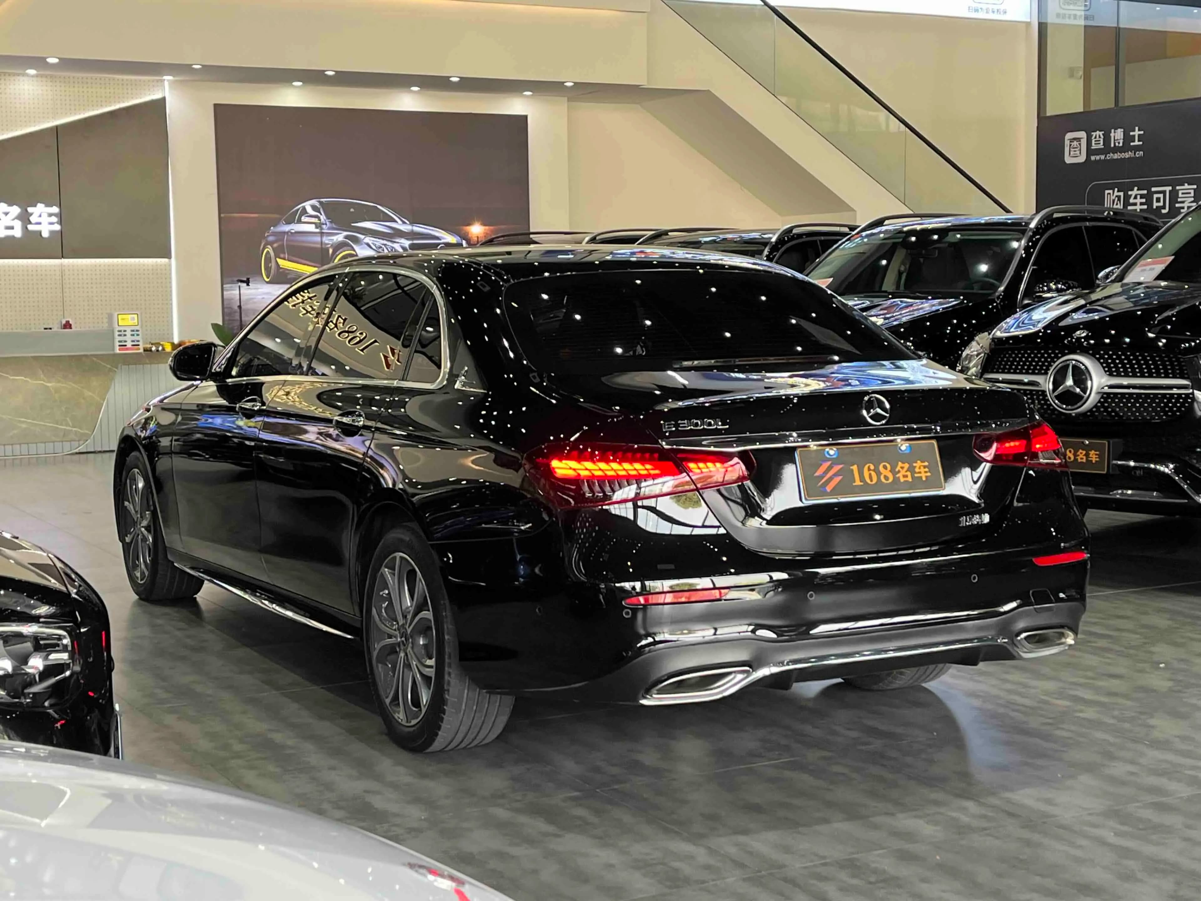 Mercedes-Benz E-Class 2023 г. 60043 км. — фото 4