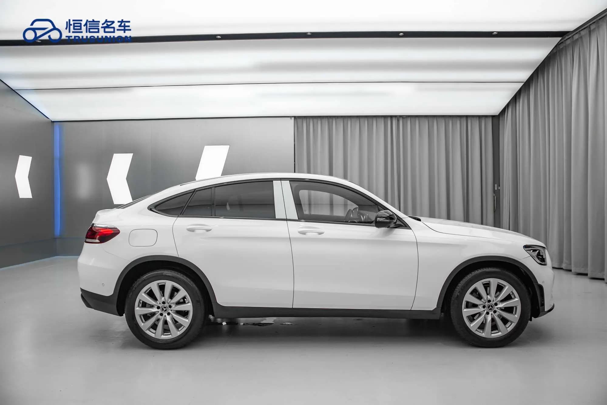 Mercedes-Benz GLC Coupe 2021 г. 43239 км. — фото 7
