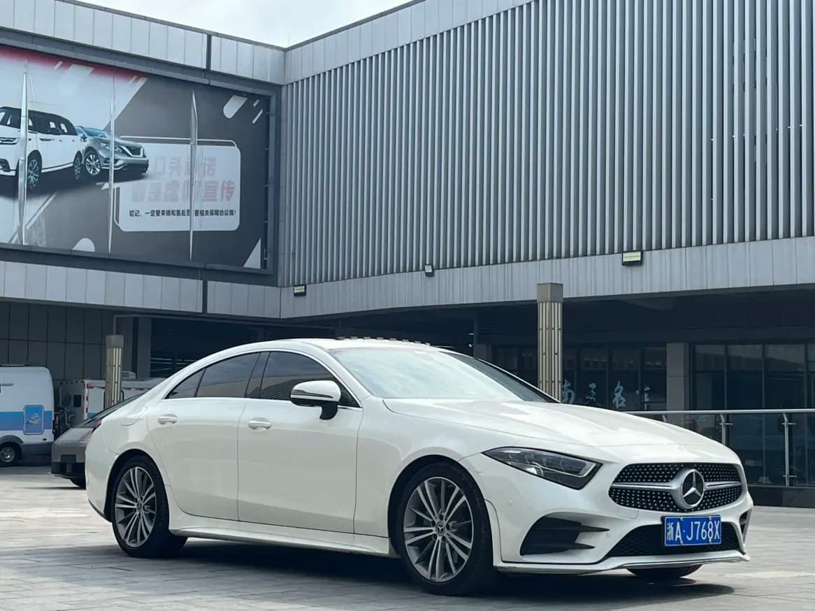 Mercedes-Benz Mercedes Benz CLS 2021 г. 32101 км. — фото 3