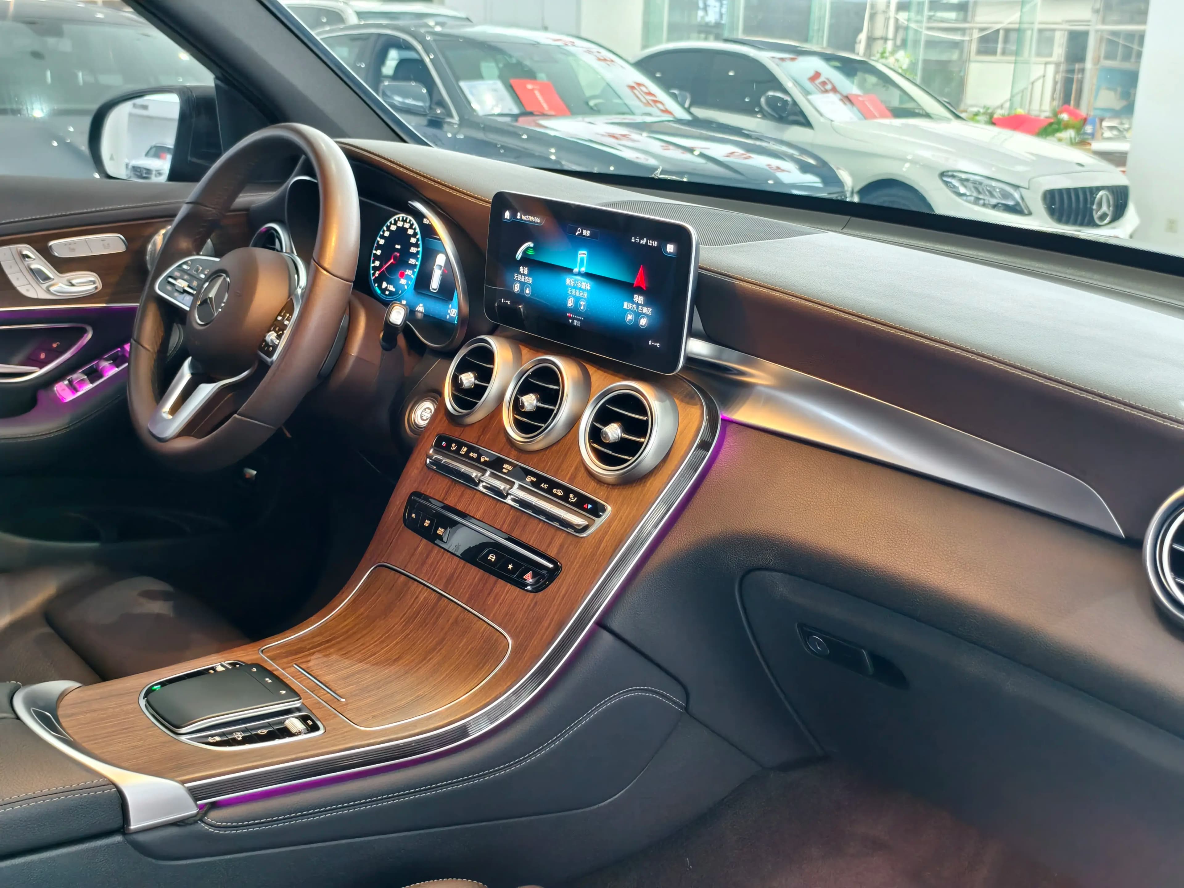 Mercedes-Benz GLC 2021 г. 74052 км. — фото 10