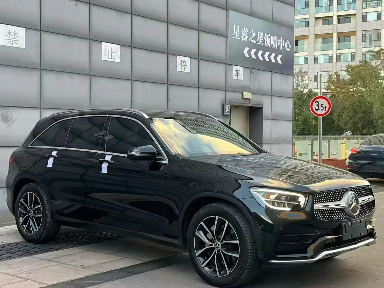 Mercedes-Benz GLC 2022 г. 100125 км. — фото 3