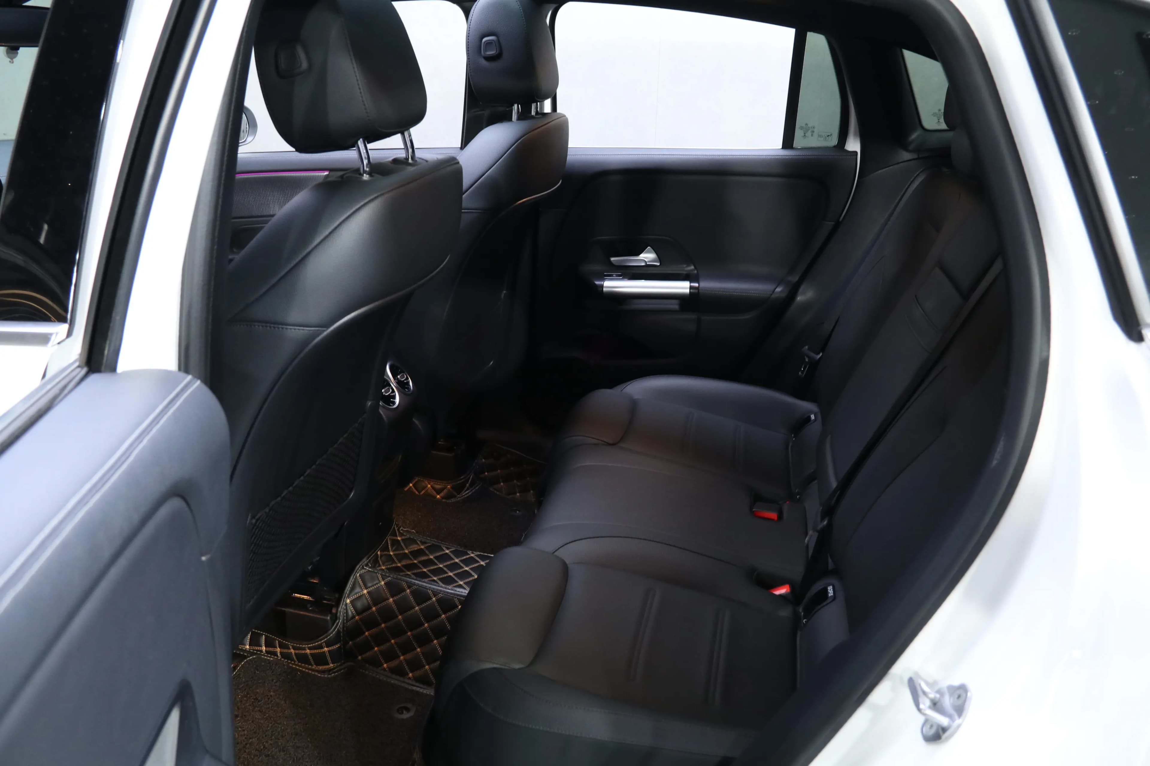 Mercedes-Benz GLA 2022 г. 36066 км. — фото 14