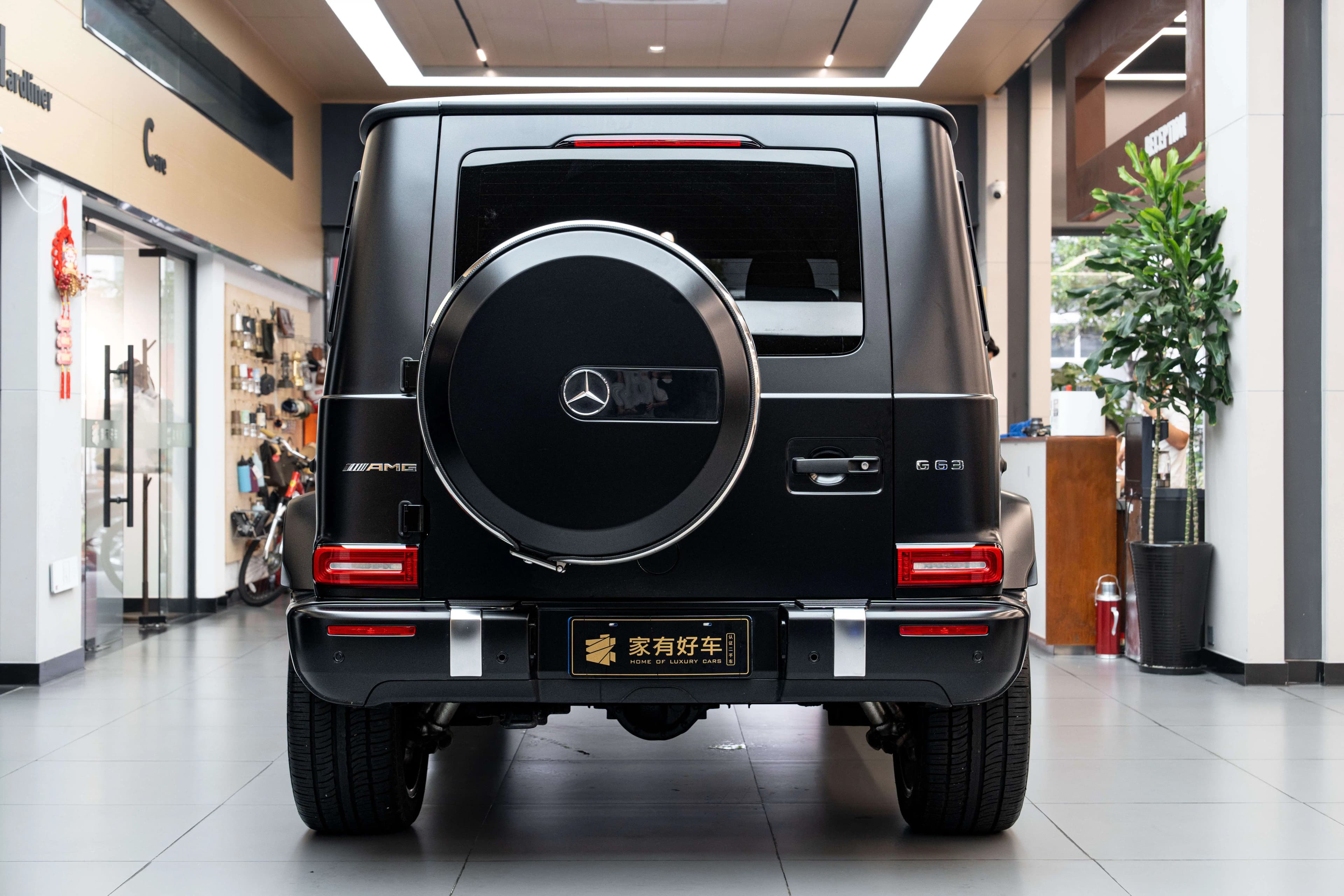 Mercedes-Benz G-Class AMG 2024 г. 7841 км. — фото 3