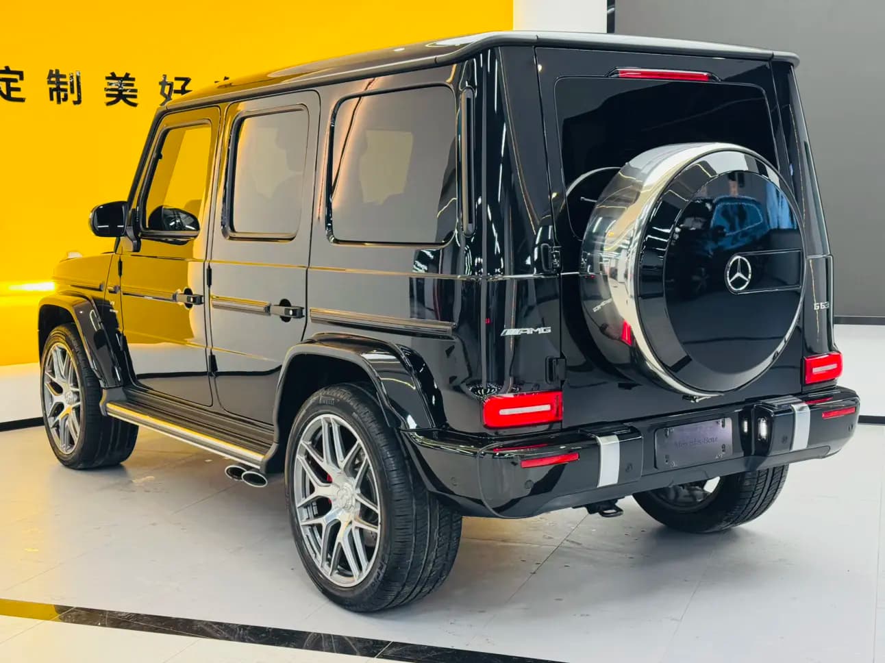 Mercedes-Benz G-Class AMG 2024 г. 19040 км. — фото 4