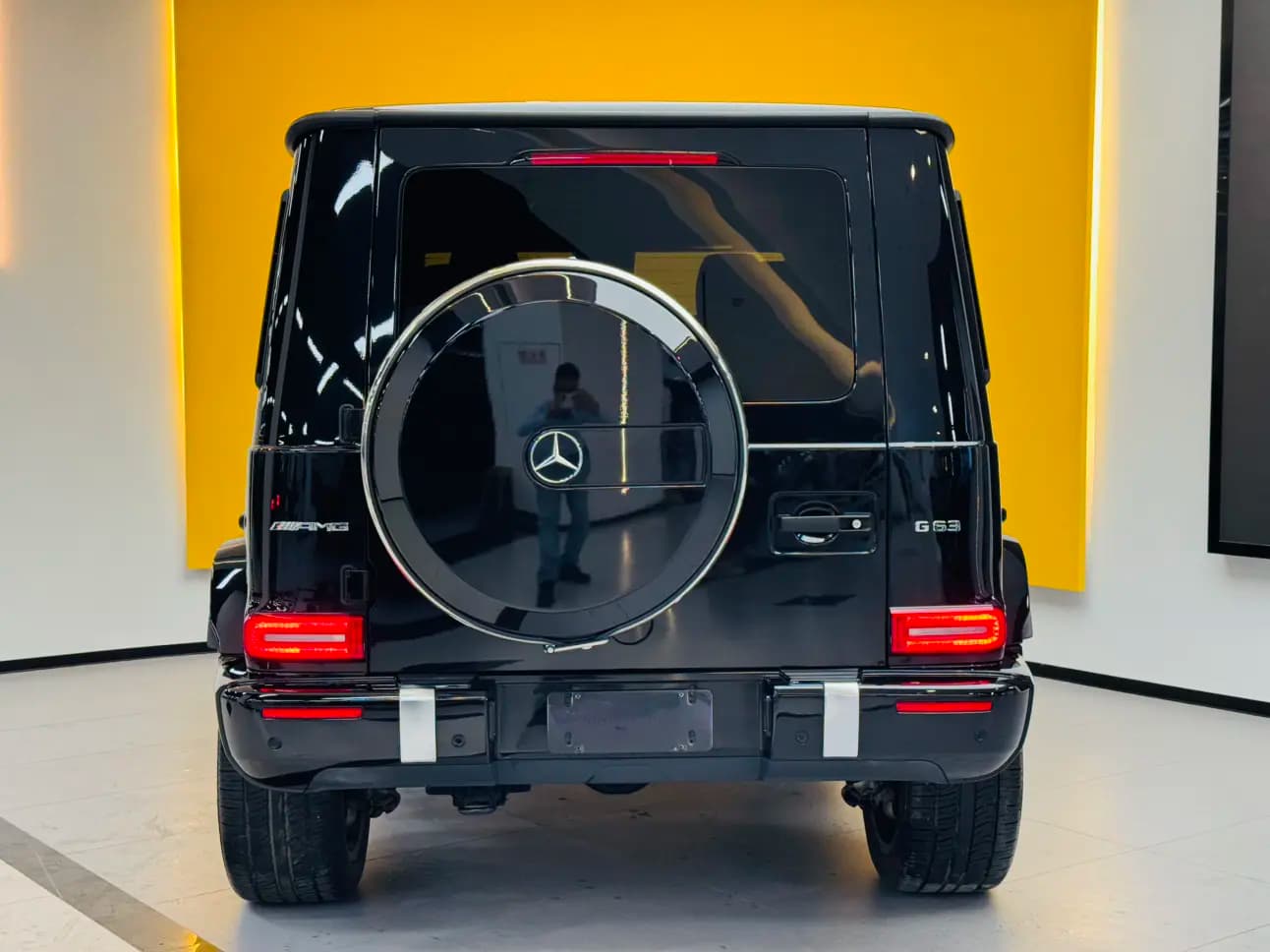 Mercedes-Benz G-Class AMG 2024 г. 19040 км. — фото 5