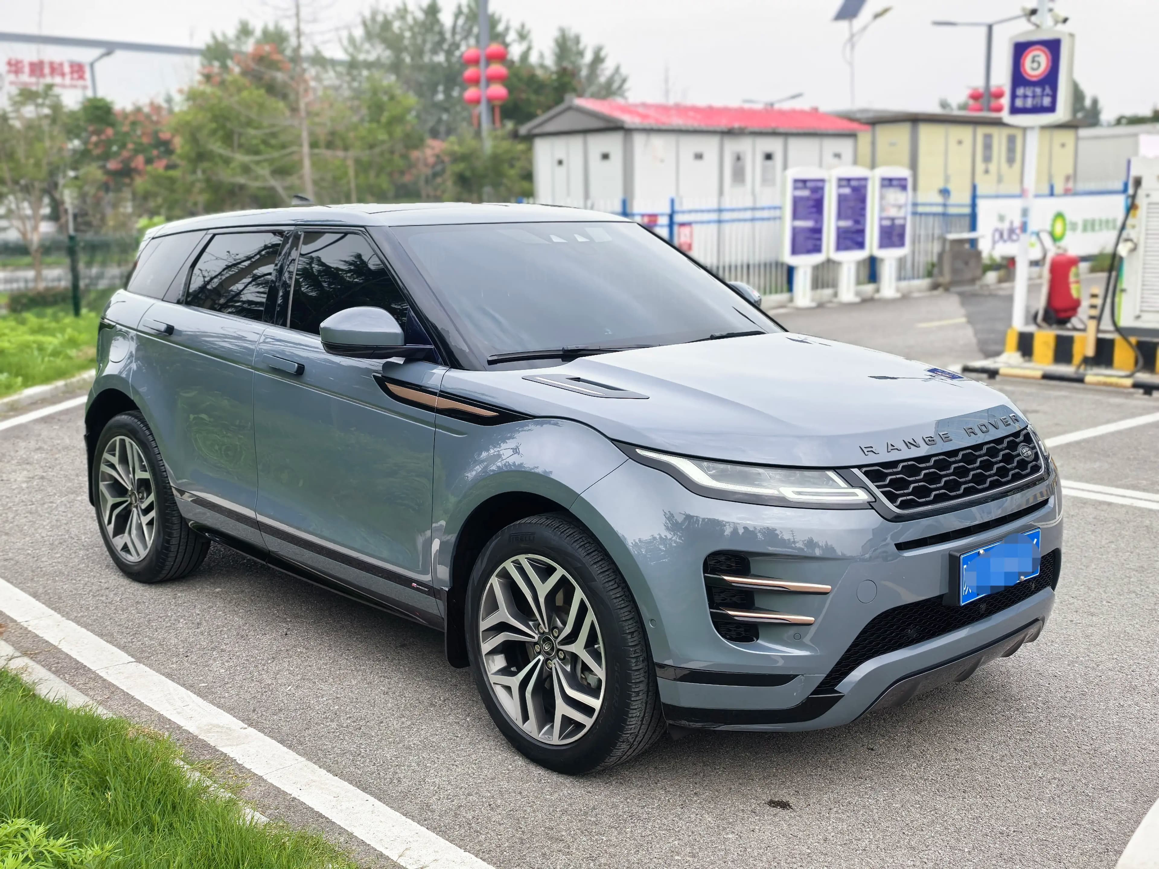 Land Rover Range Rover Evoque 2021 г. 80060 км. — фото 3