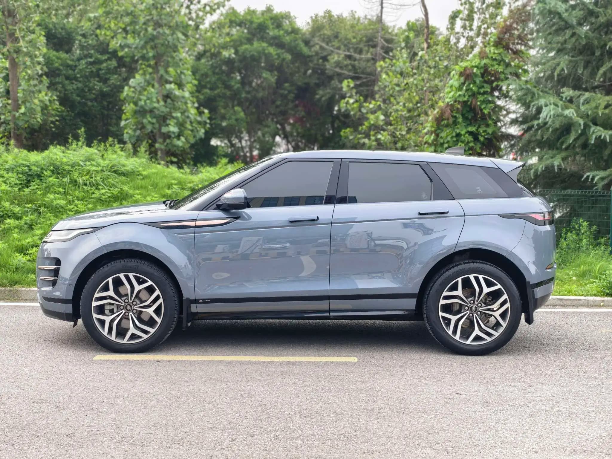 Land Rover Range Rover Evoque 2021 г. 80060 км. — фото 4