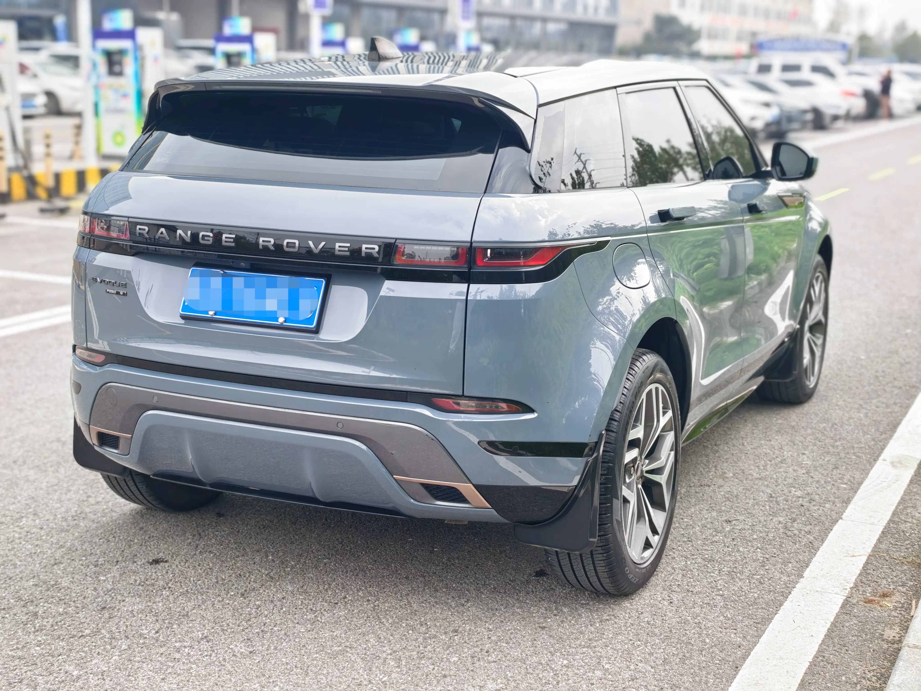 Land Rover Range Rover Evoque 2021 г. 80060 км. — фото 7