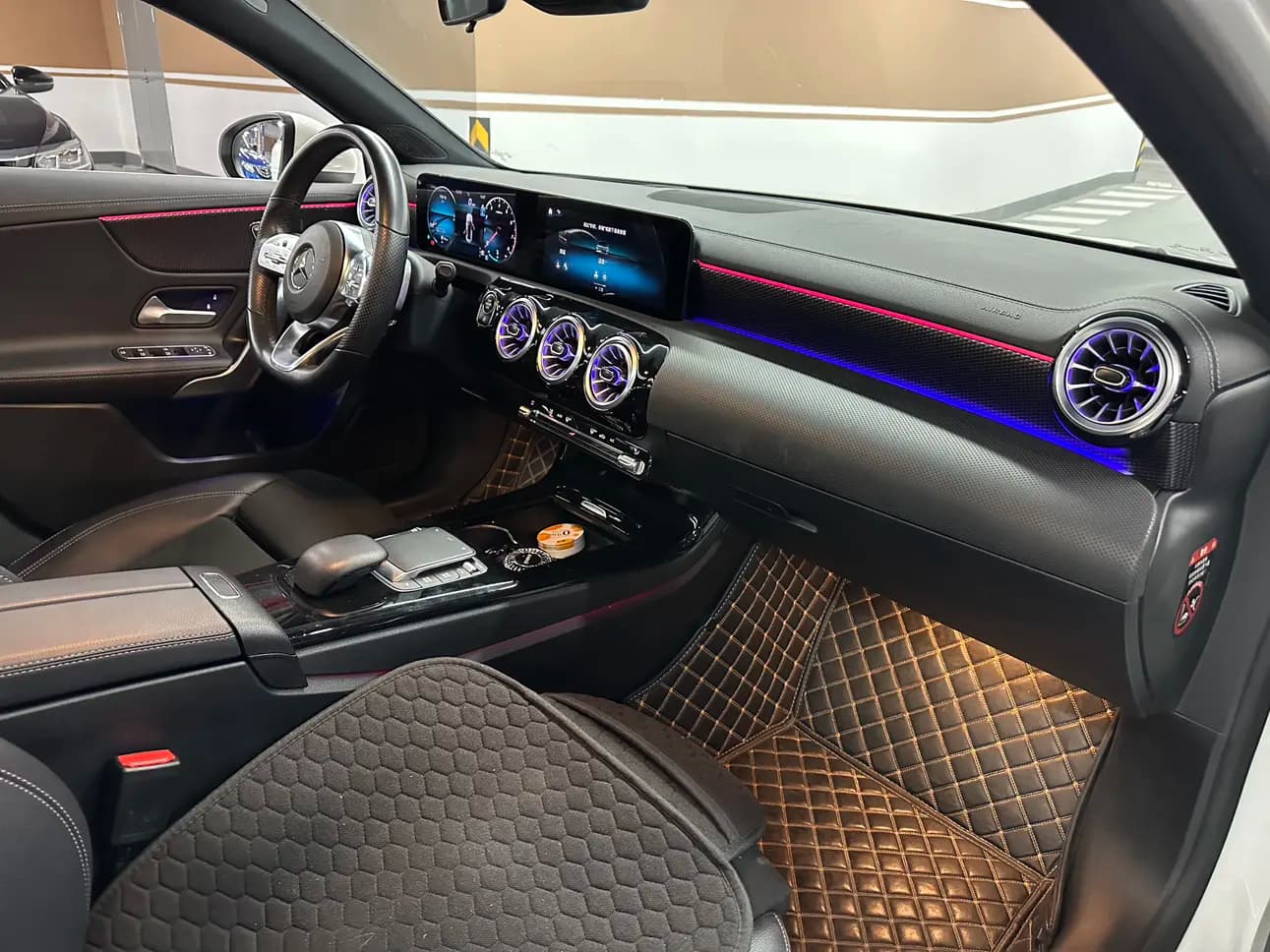 Mercedes-Benz Mercedes Benz A Class 2023 г. 38084 км. — фото 11